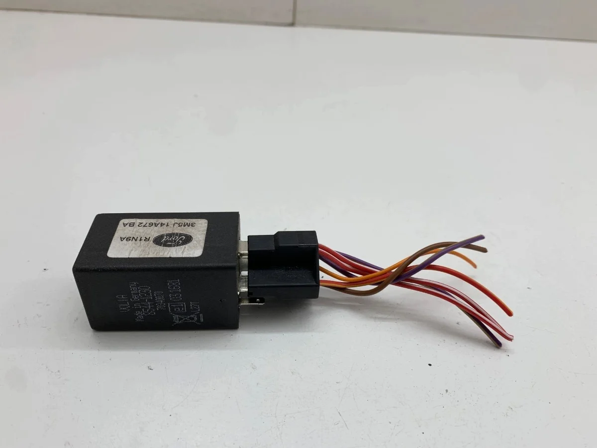 Module de crochet Ford Kuga I 3M5J14A672BA