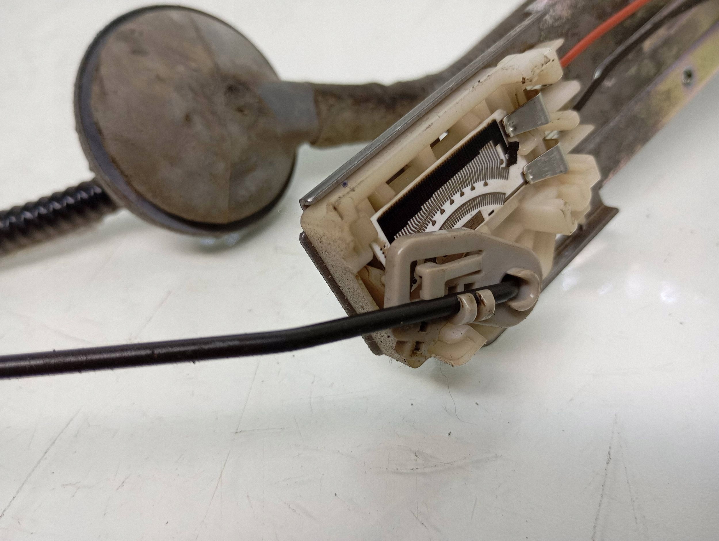 Sensor de Nível de Combustível Mitsubishi ASX 2011 8507A009 image 3