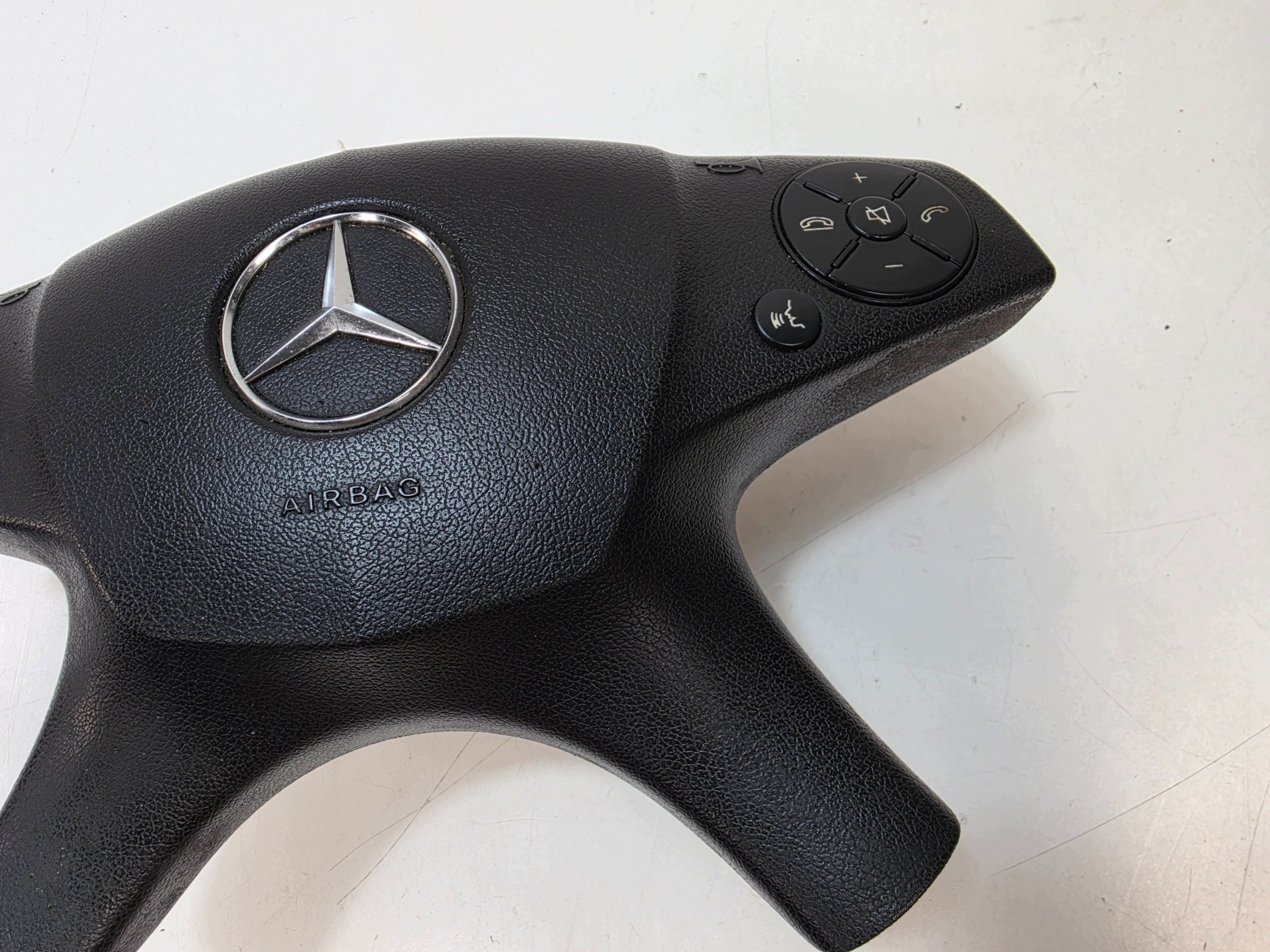 Mercedes C-Klasse W204 Airbag Lenkrad 2048600202 image 4