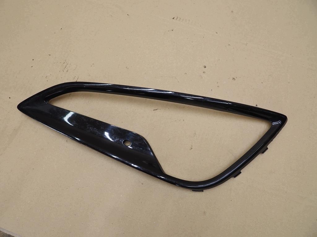 Hyundai i40 Grill Vänster Fram 865273Z000 image 2