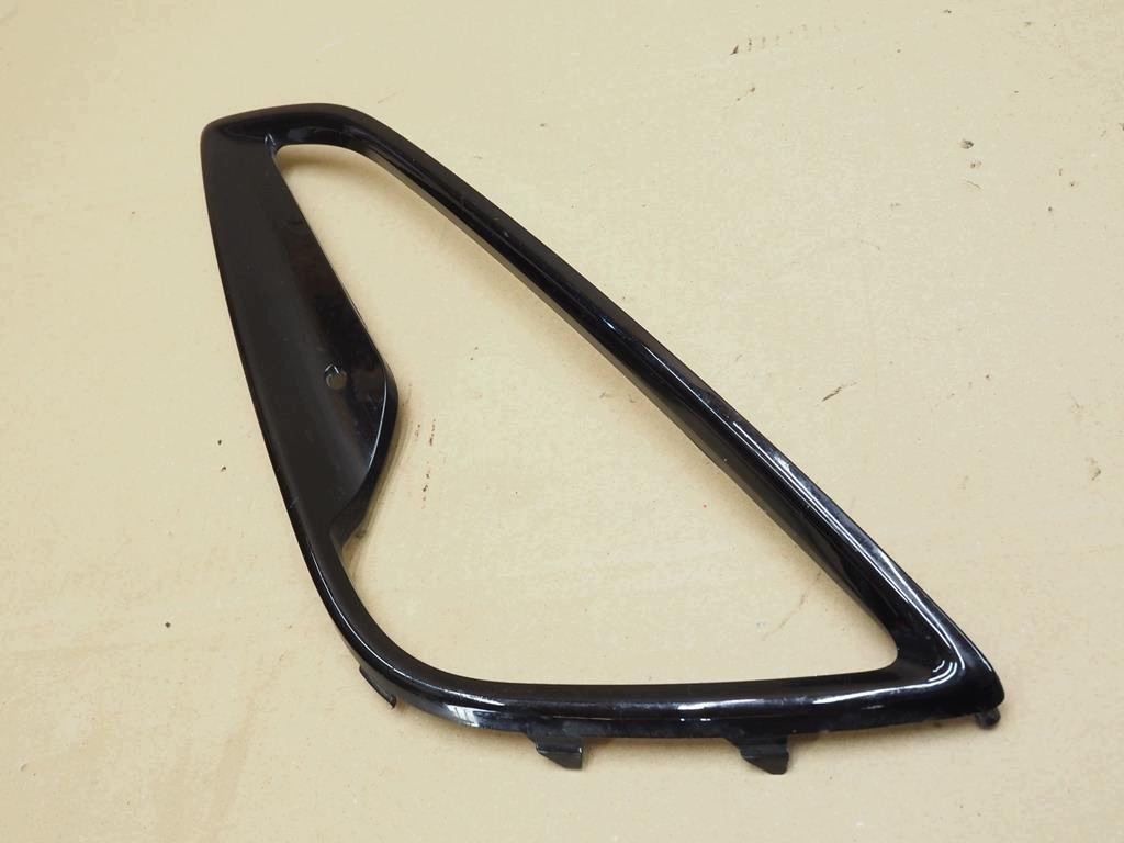 Hyundai i40 Grill Vänster Fram 865273Z000 image 4