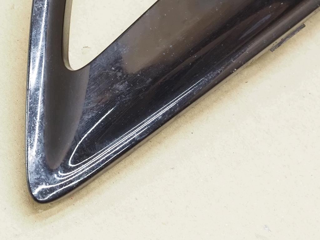 Hyundai i40 Grill Vänster Fram 865273Z000 image 9