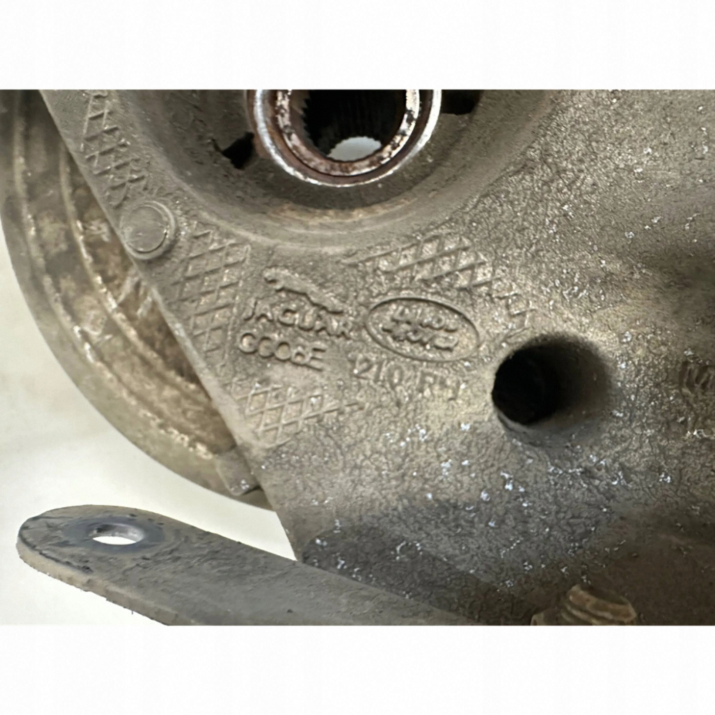 Jaguar XE 2016 Muelle trasero derecho OEM 1210RH image 7