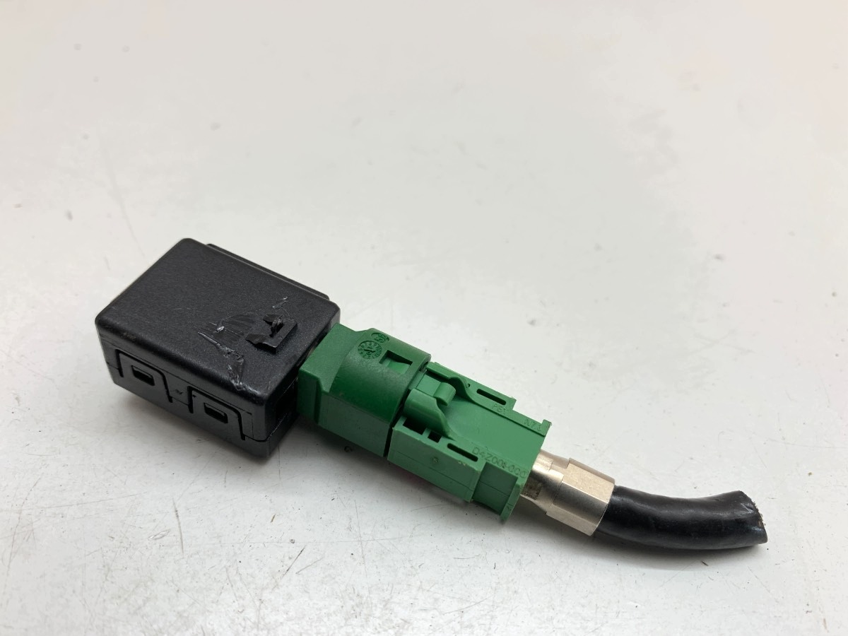Prise USB Audi Q5 FY 5Q0035726 image 3