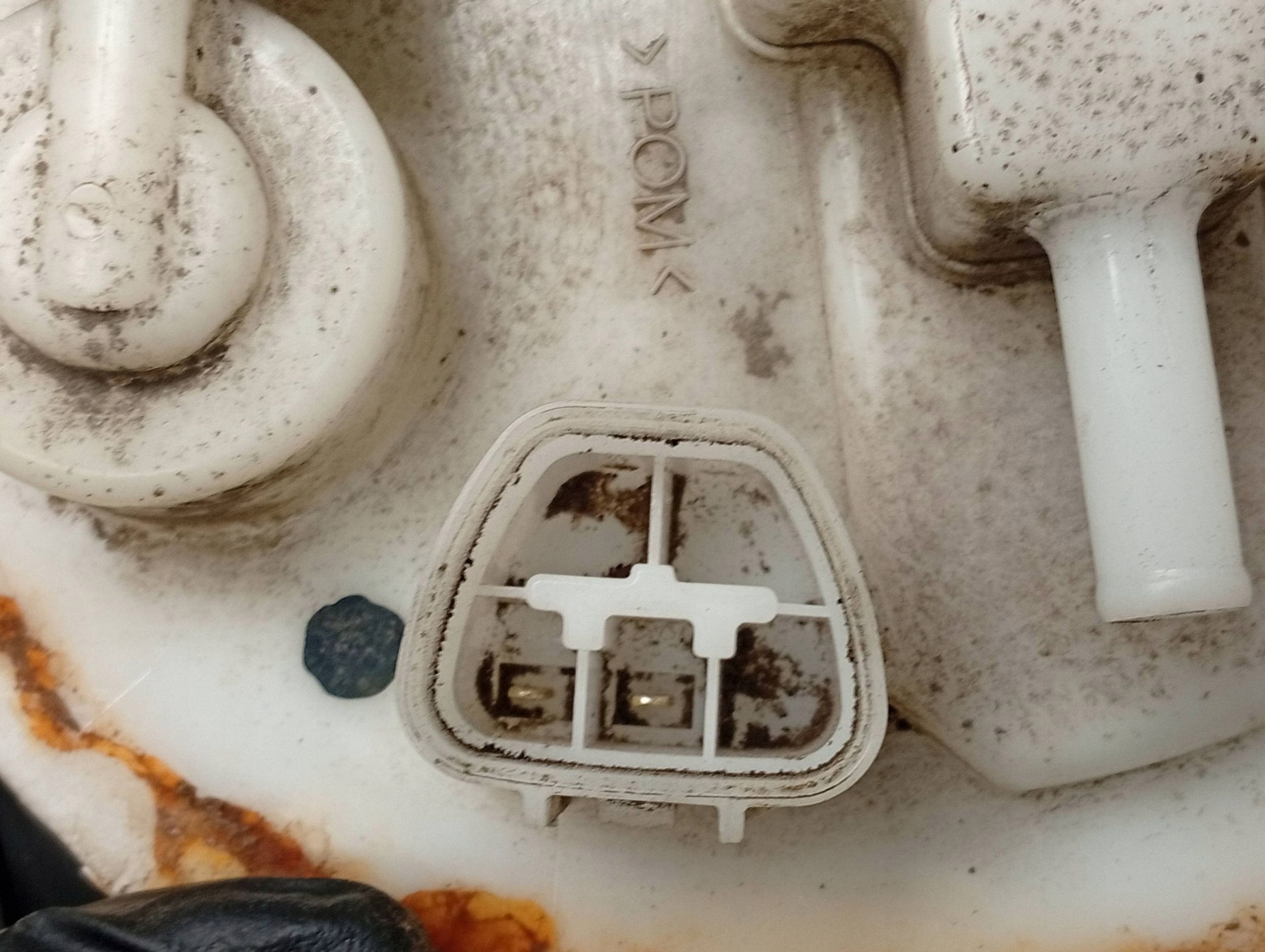 Pompe à carburant Toyota iQ 2010 FRC113173 image 4