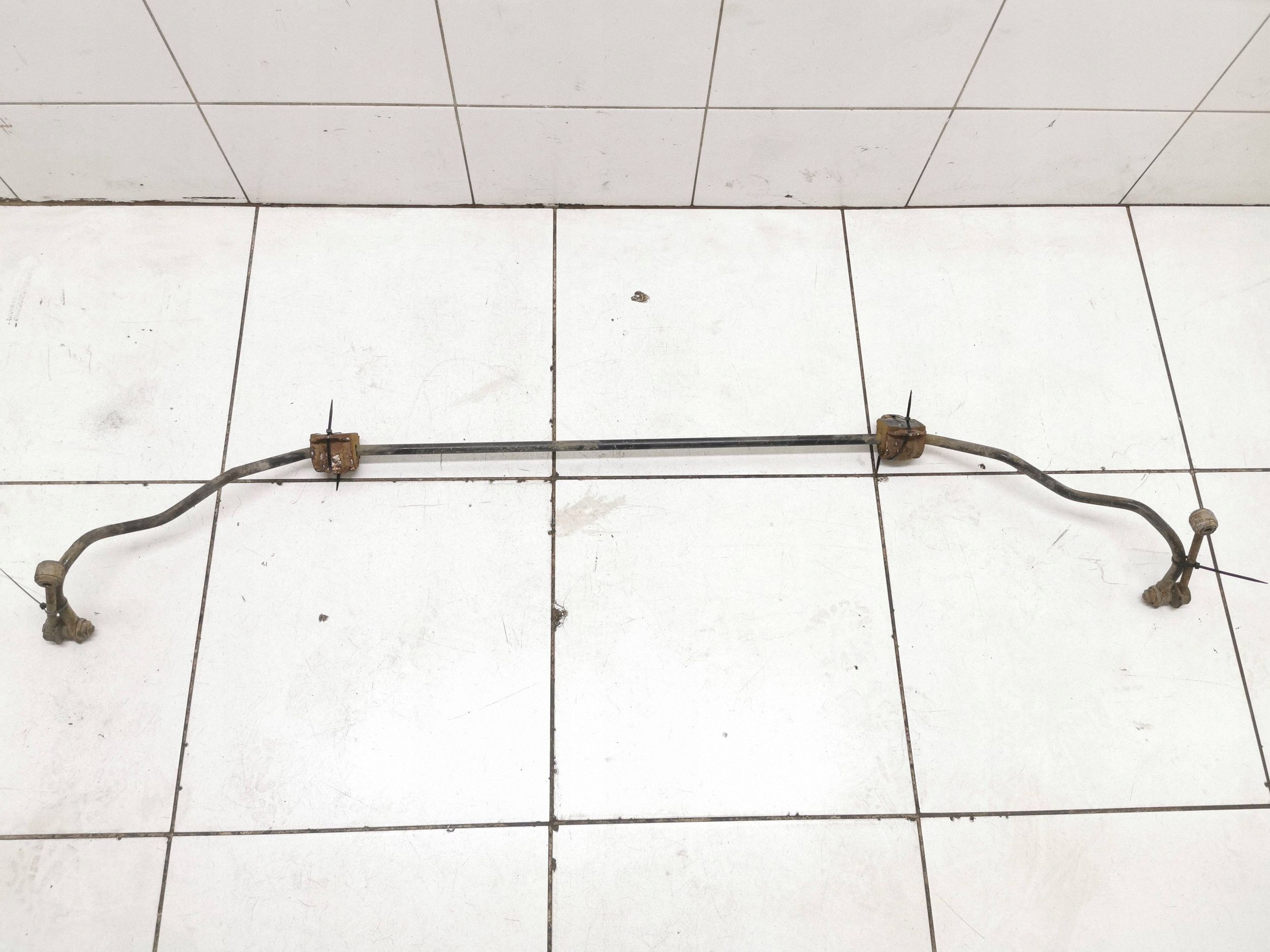 2005 BMW 3 E90 E91 Rear Stabilizer Bar OEM FRC113481