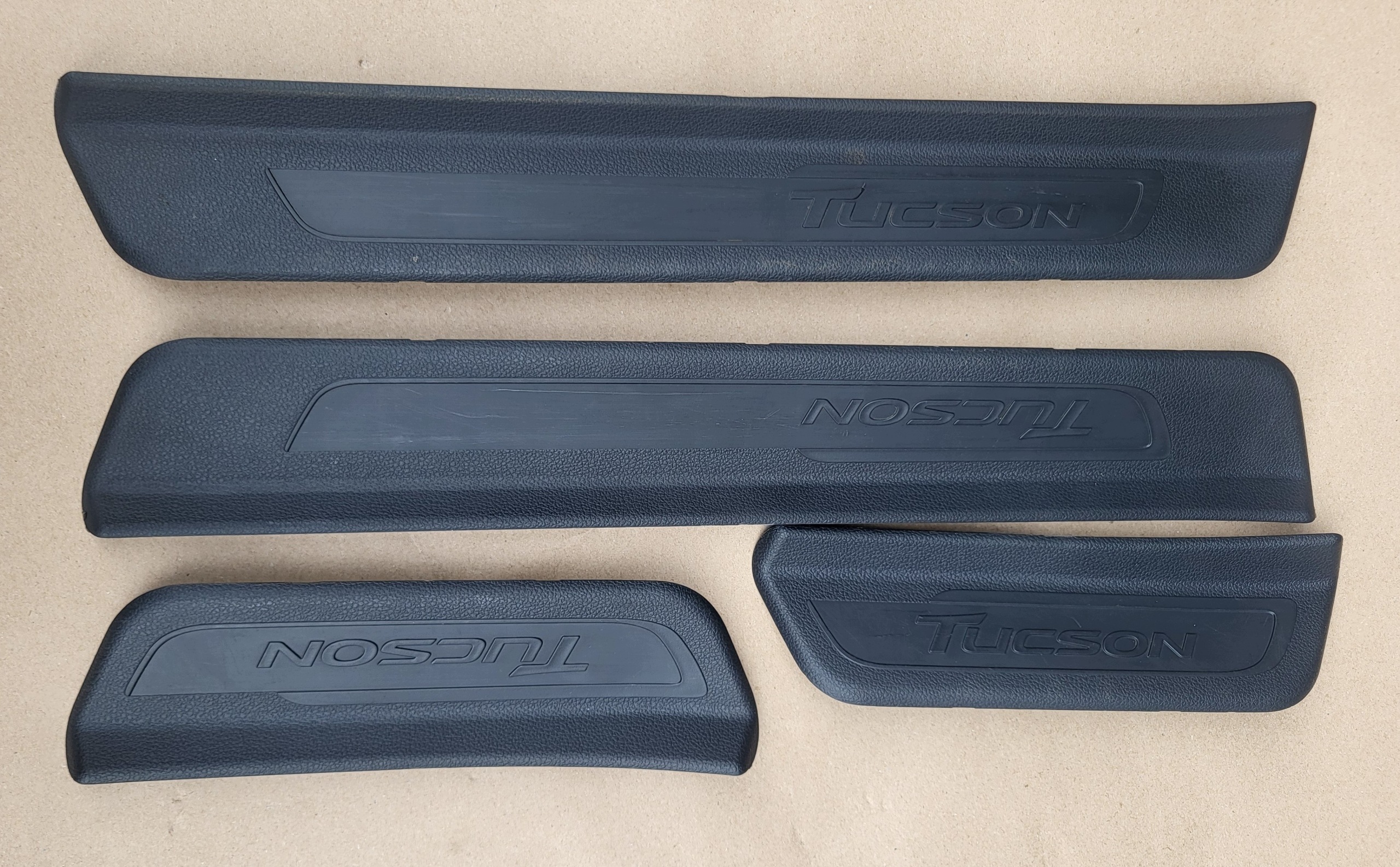 Seuil Hyundai Tucson II III 85888-D7000 image 2