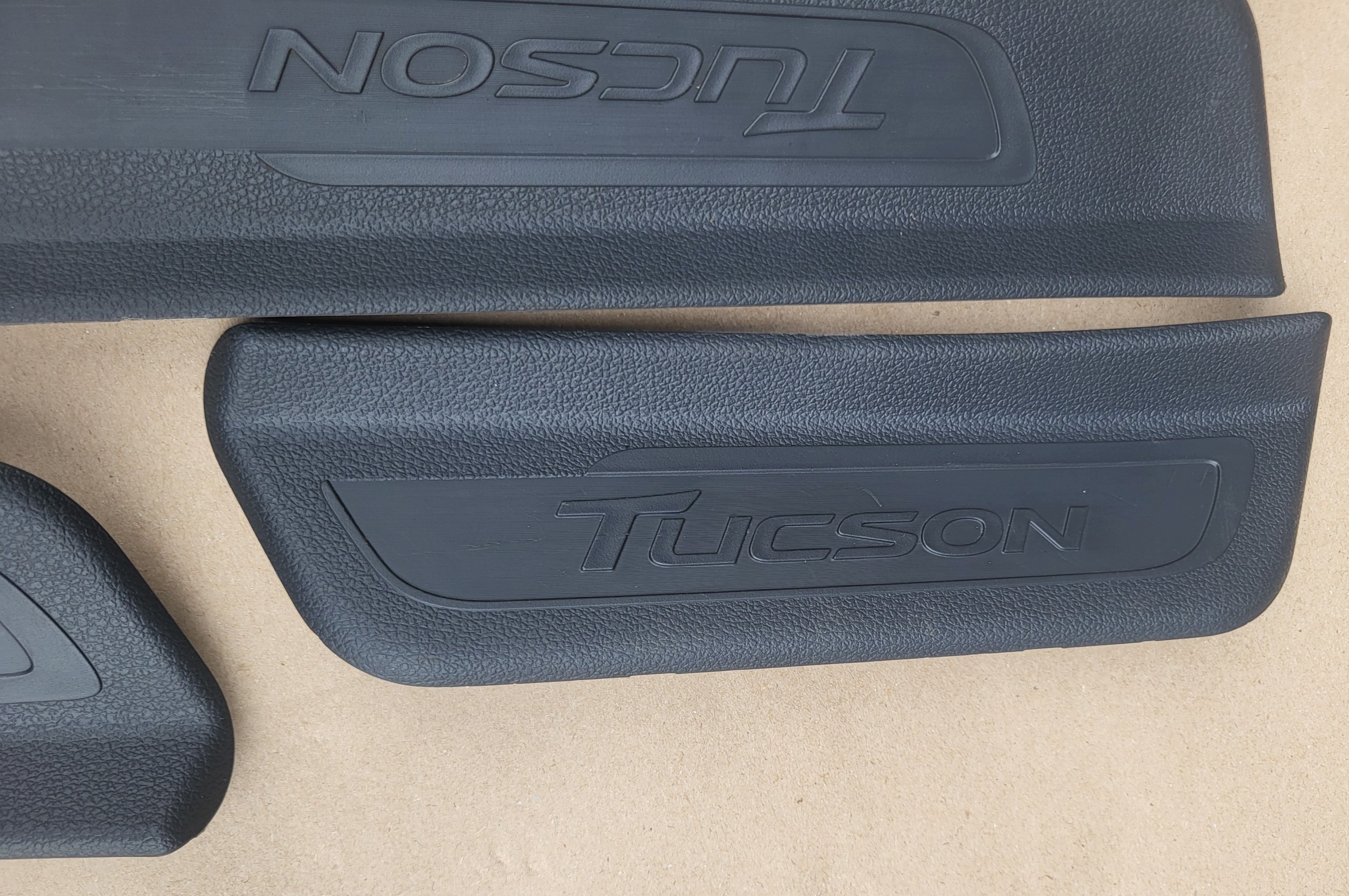 Seuil Hyundai Tucson II III 85888-D7000 image 3