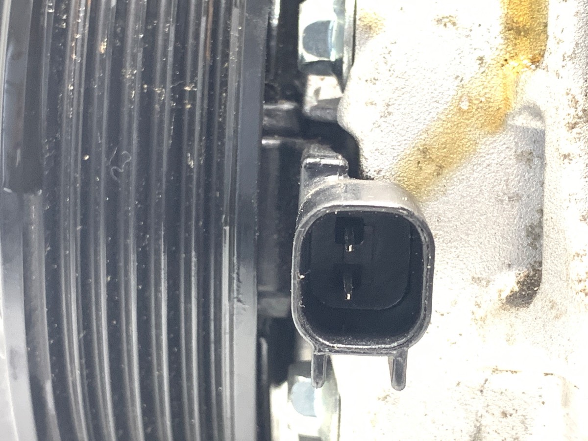 Compresseur clim Jeep Grand Cherokee WL P68459835AB image 3