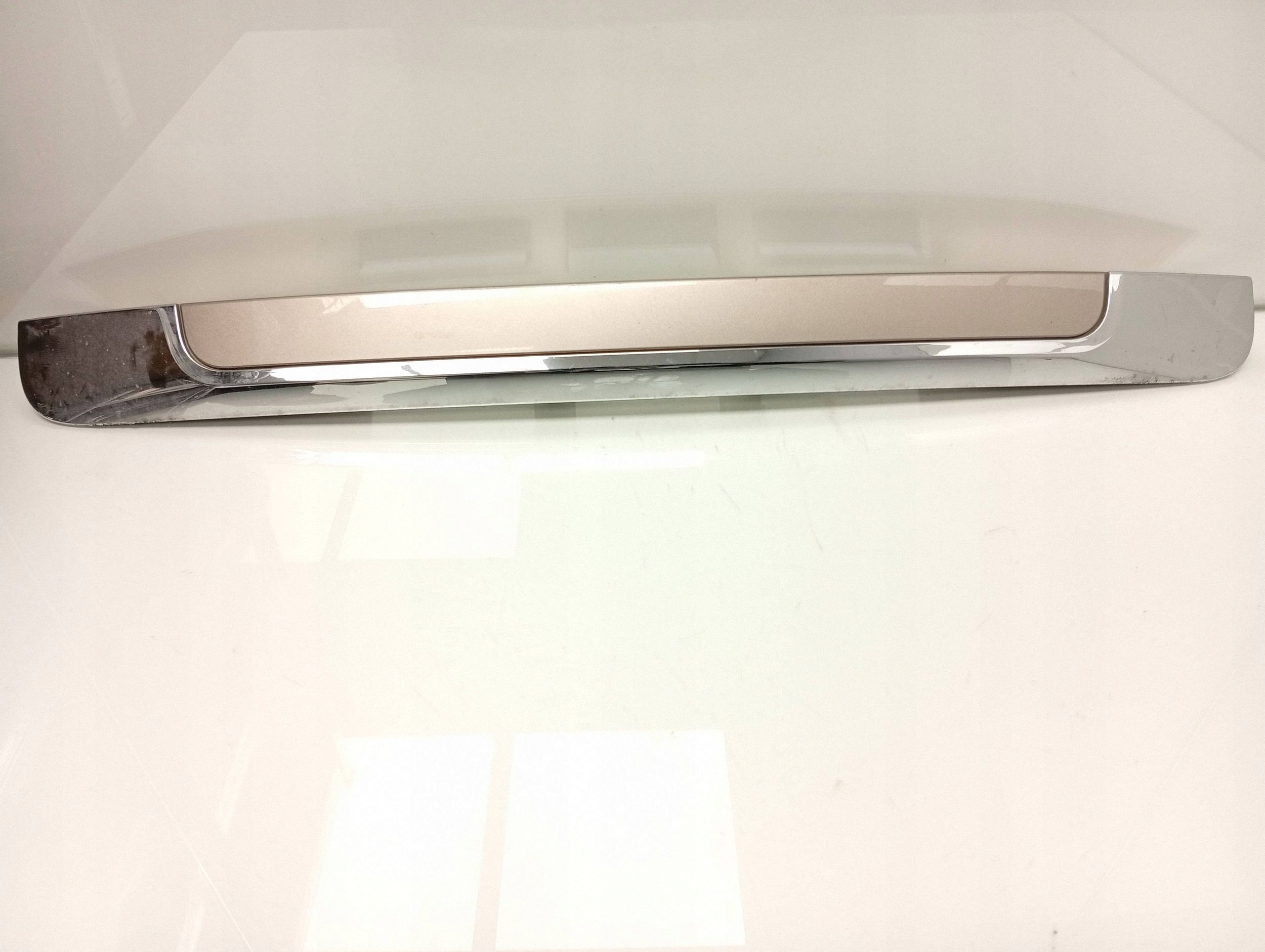 Citroen C3 Picasso 2011 Plaque d'immatriculation éclairage image 2