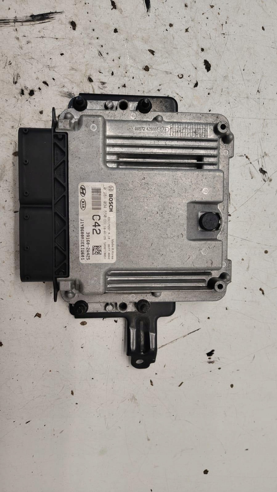 Módulo Motor Kia OE 39160-2A425 Usado image 2