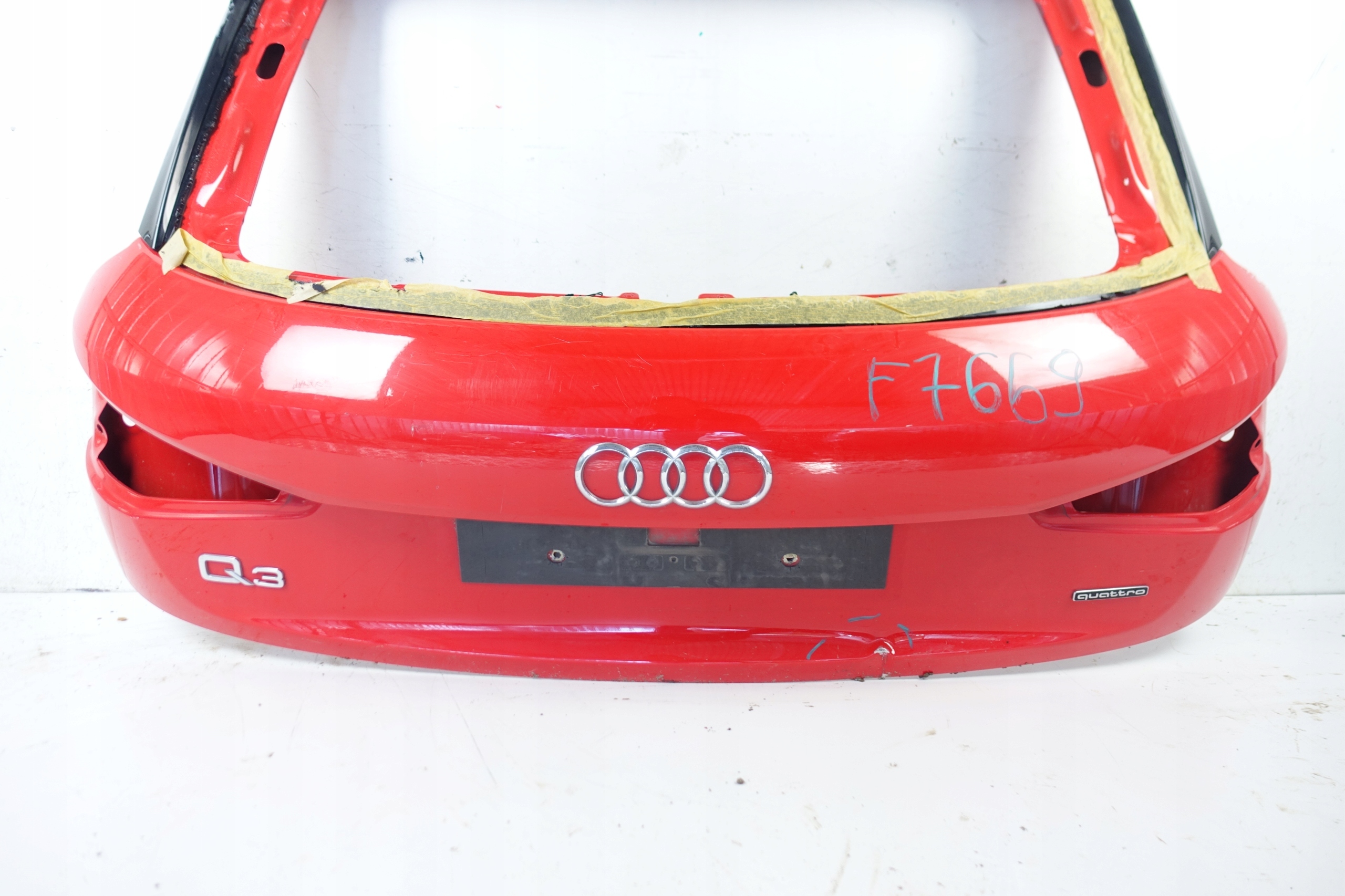Audi Q3 2011- Hayon Coffre 8U0827159A image 4