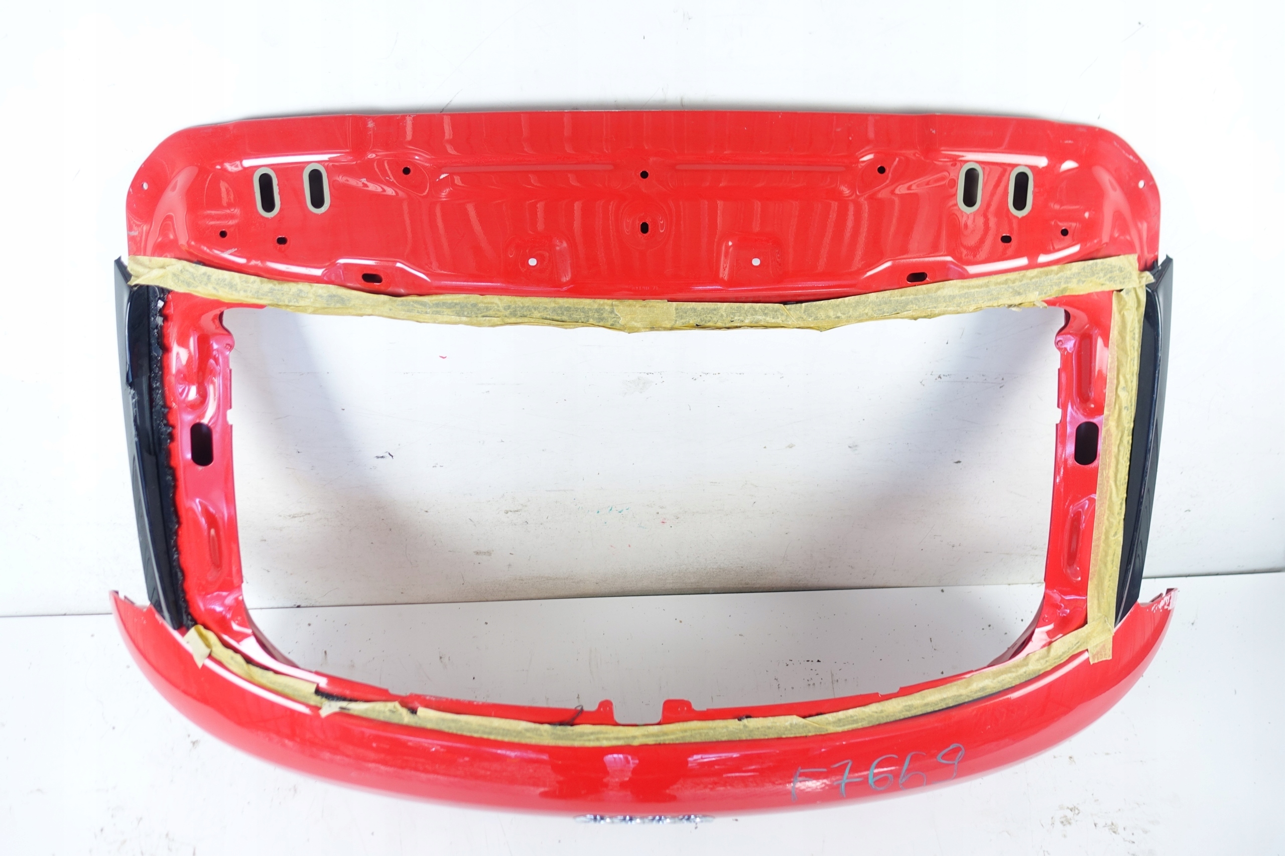 Audi Q3 2011- Hayon Coffre 8U0827159A image 6