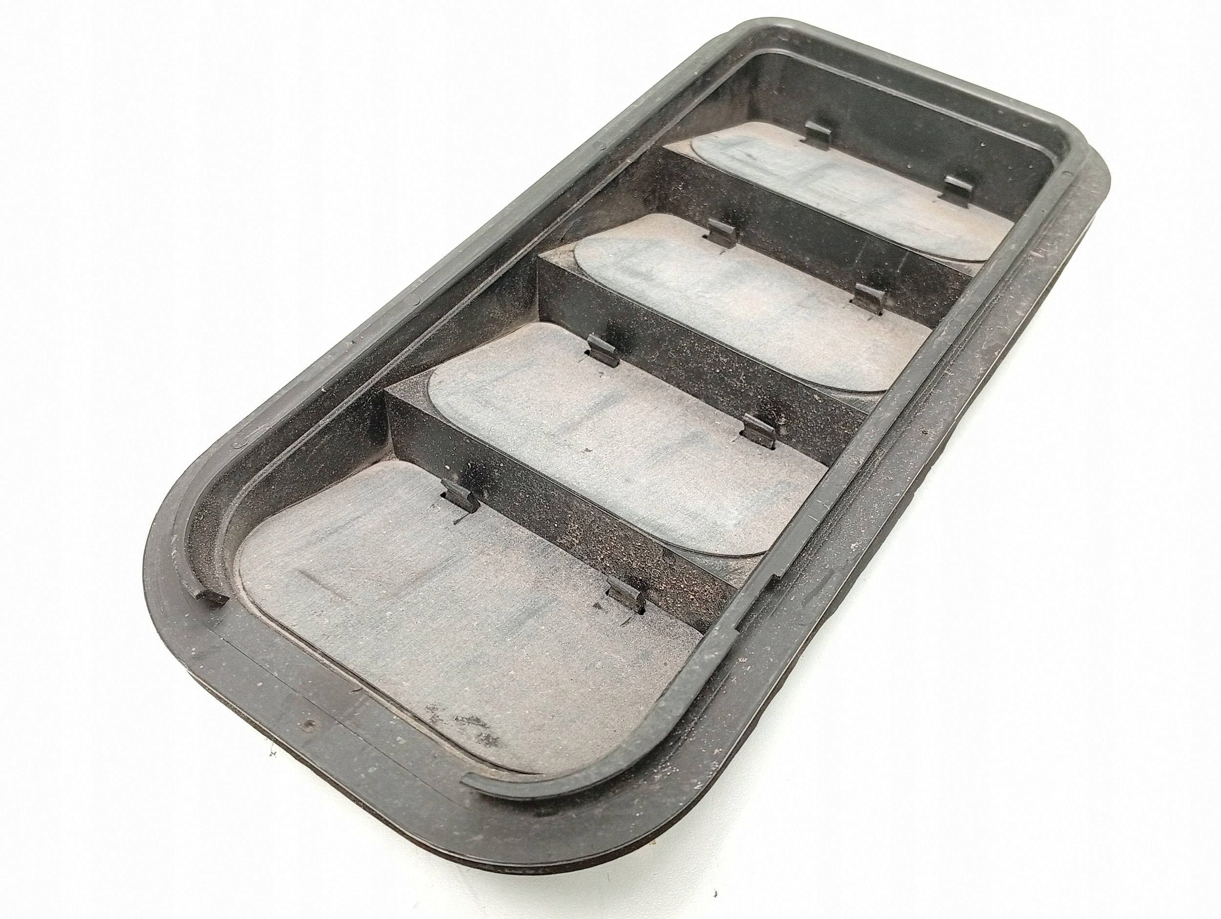 Grille de ventilation arrière Golf VII Leon III 7N0819465D image 2