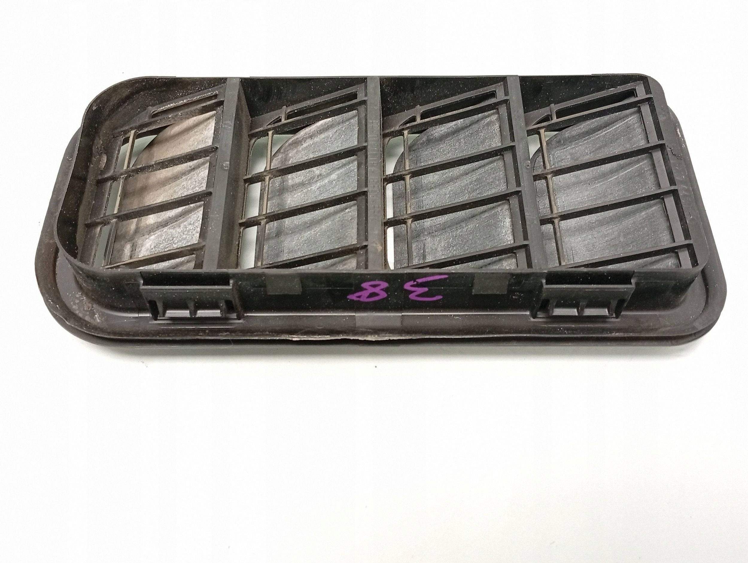 Grille de ventilation arrière Golf VII Leon III 7N0819465D image 4