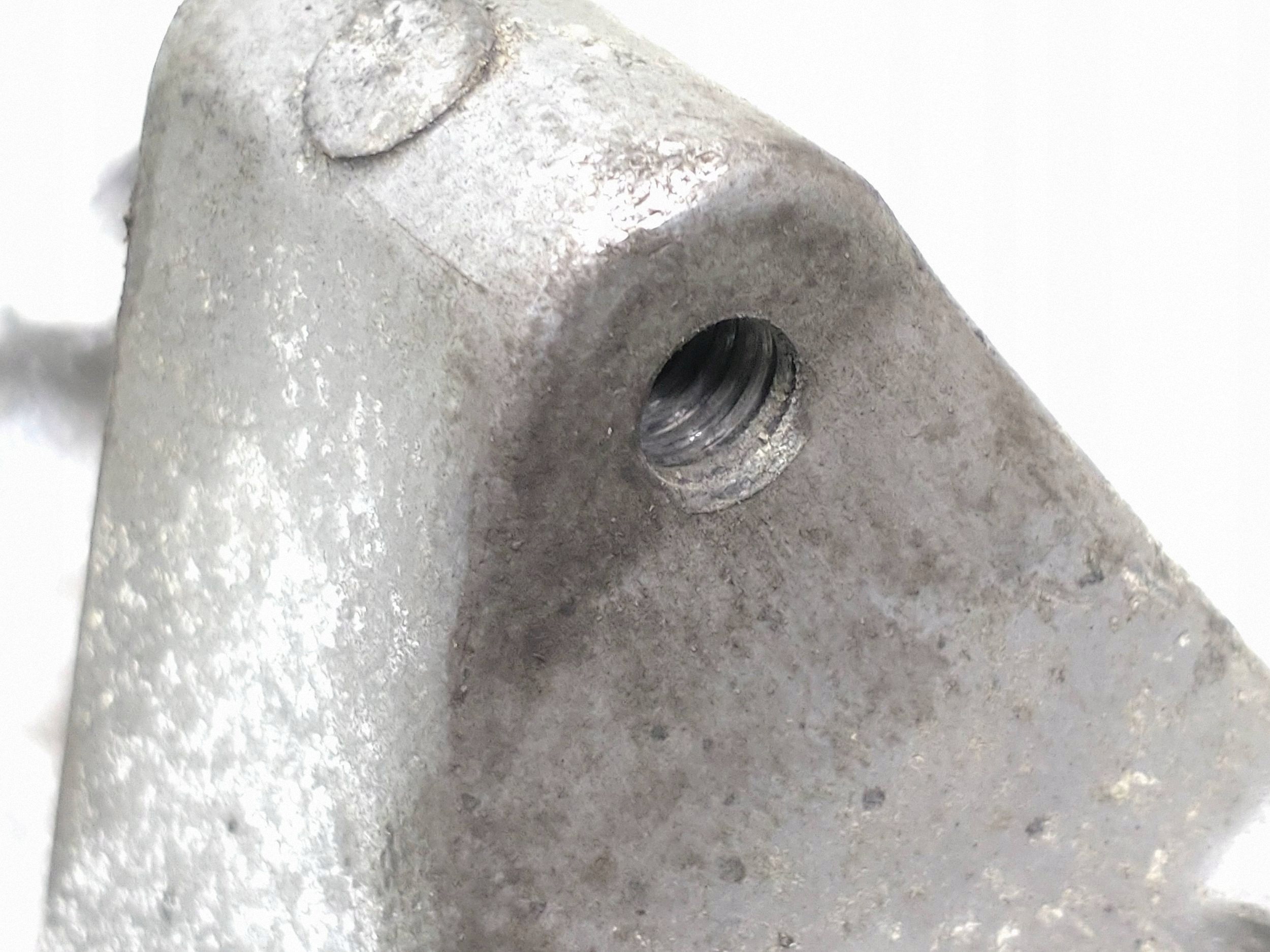 Suporte Compressor Ar Condicionado Volvo S80 2007 30757329 image 3