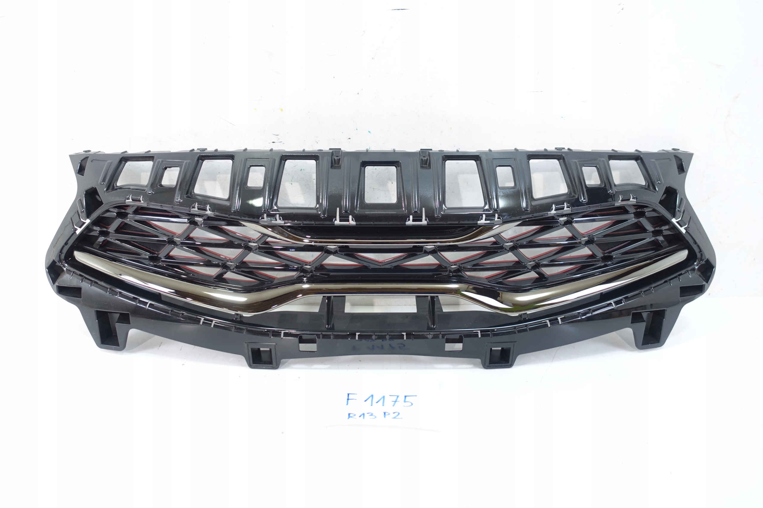 Grille de pare-chocs KIA CEED III 86351-J7LB0 image 2