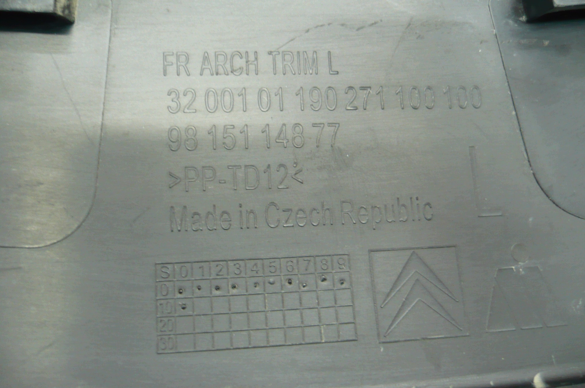 Para-choque Dianteiro Esquerdo Citroen C3 III 2016- PDC image 10