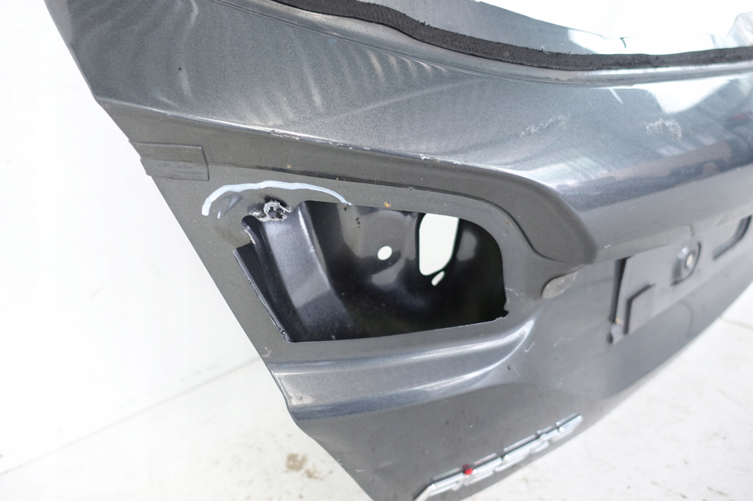 Portón Maletero Ford Fiesta Mk8 2017-2021 H1BB-A40405-AE image 3