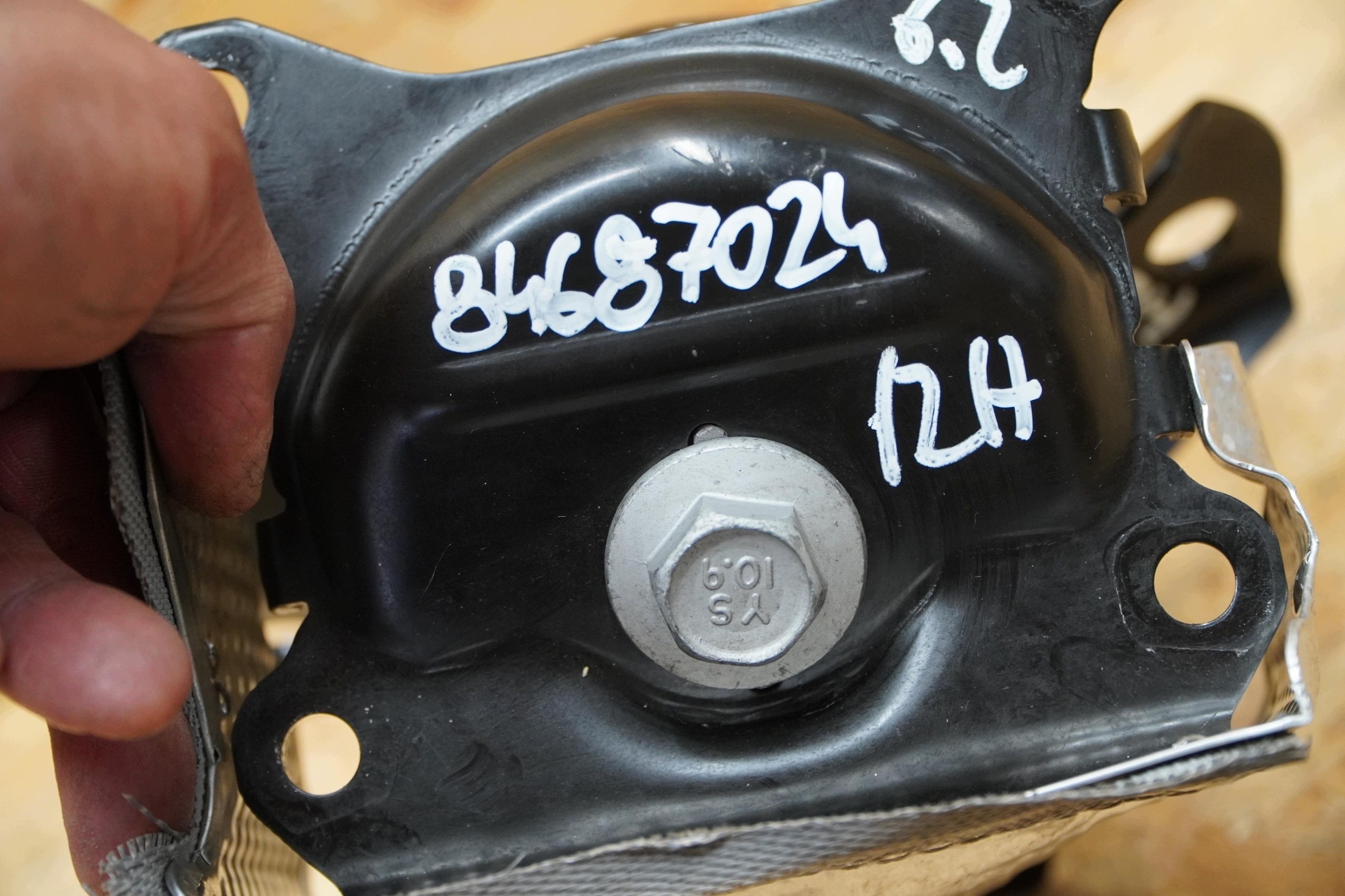Suporte Motor Esquerdo 84687023 Tahoe V6.2 Usado image 10