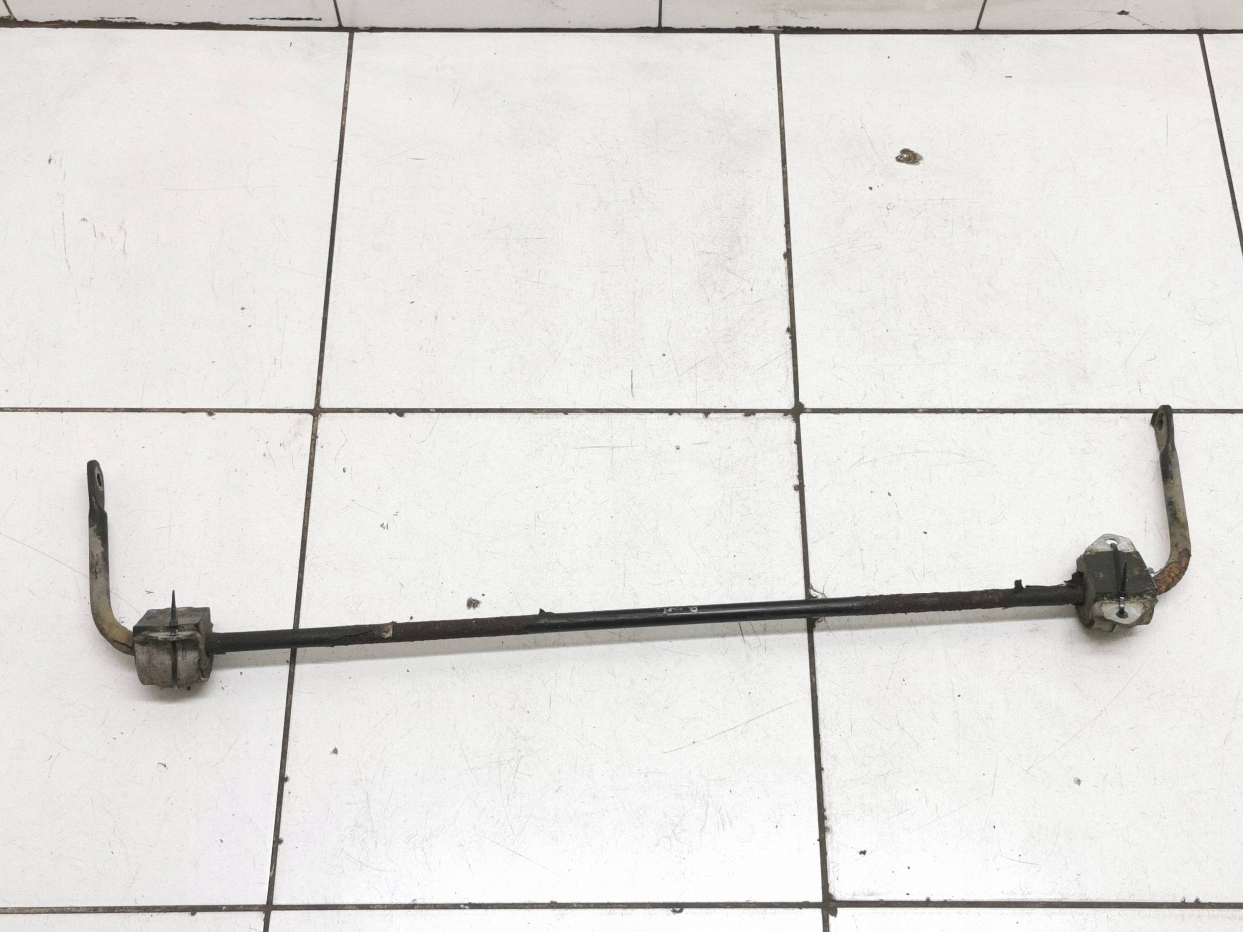 Stabilisateur arrière BMW 5 E60 E61 (2005) FRC117983 image 2