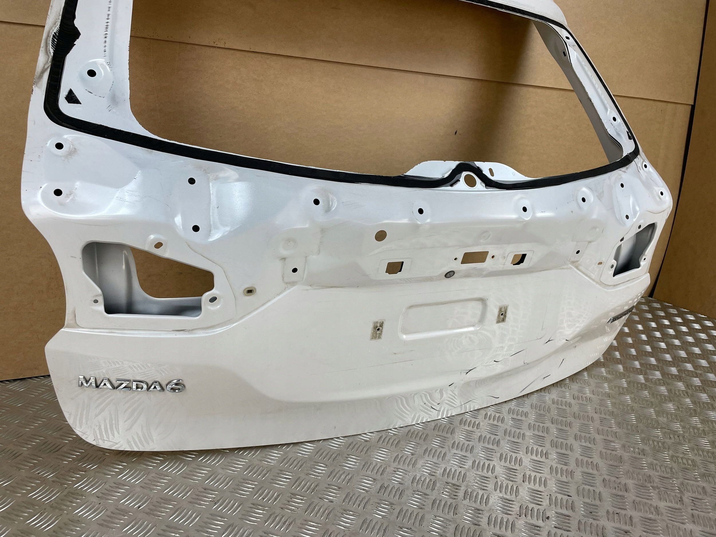 Tapa Maletero Trasera Mazda 6 GJ 2012-2024 image 3