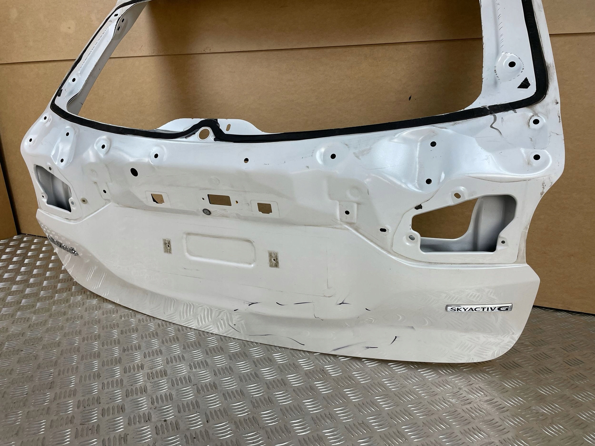 Tapa Maletero Trasera Mazda 6 GJ 2012-2024 image 4