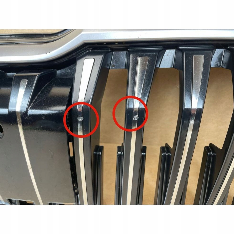 SKODA SUPERB IV 3P0 2023- etusäleikkö image 8