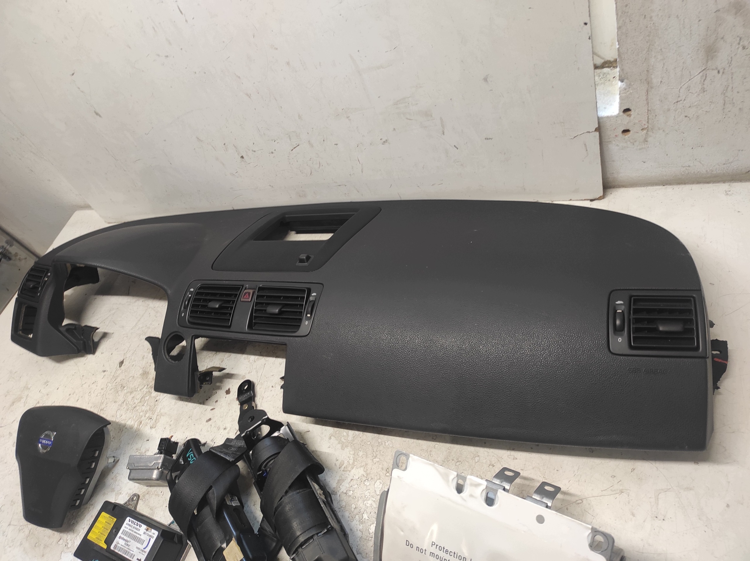 Volvo V50 04- Console Central Airbag Cintos Módulo image 7