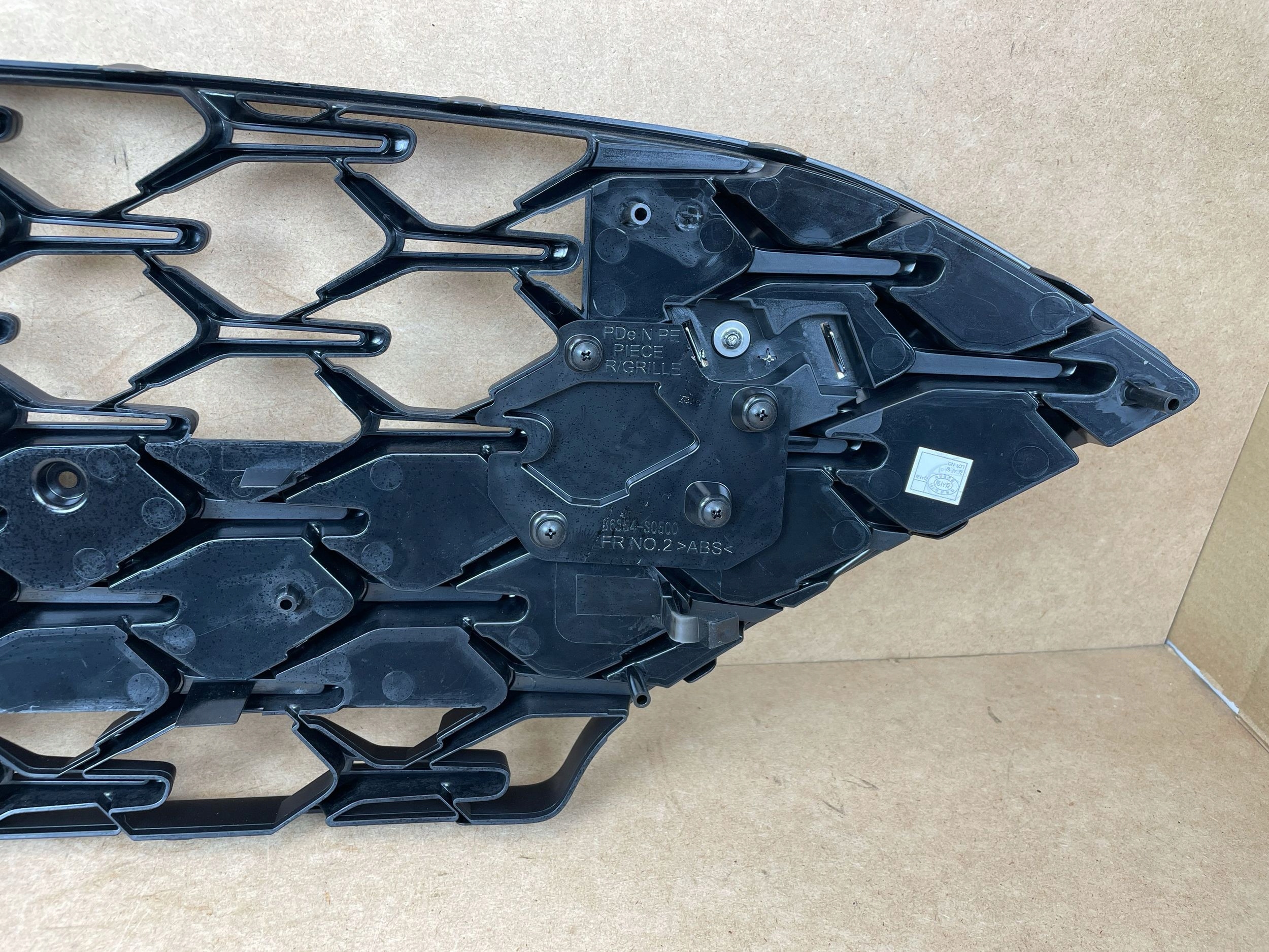 Grill Hyundai i30 III 86351-S0500 image 8
