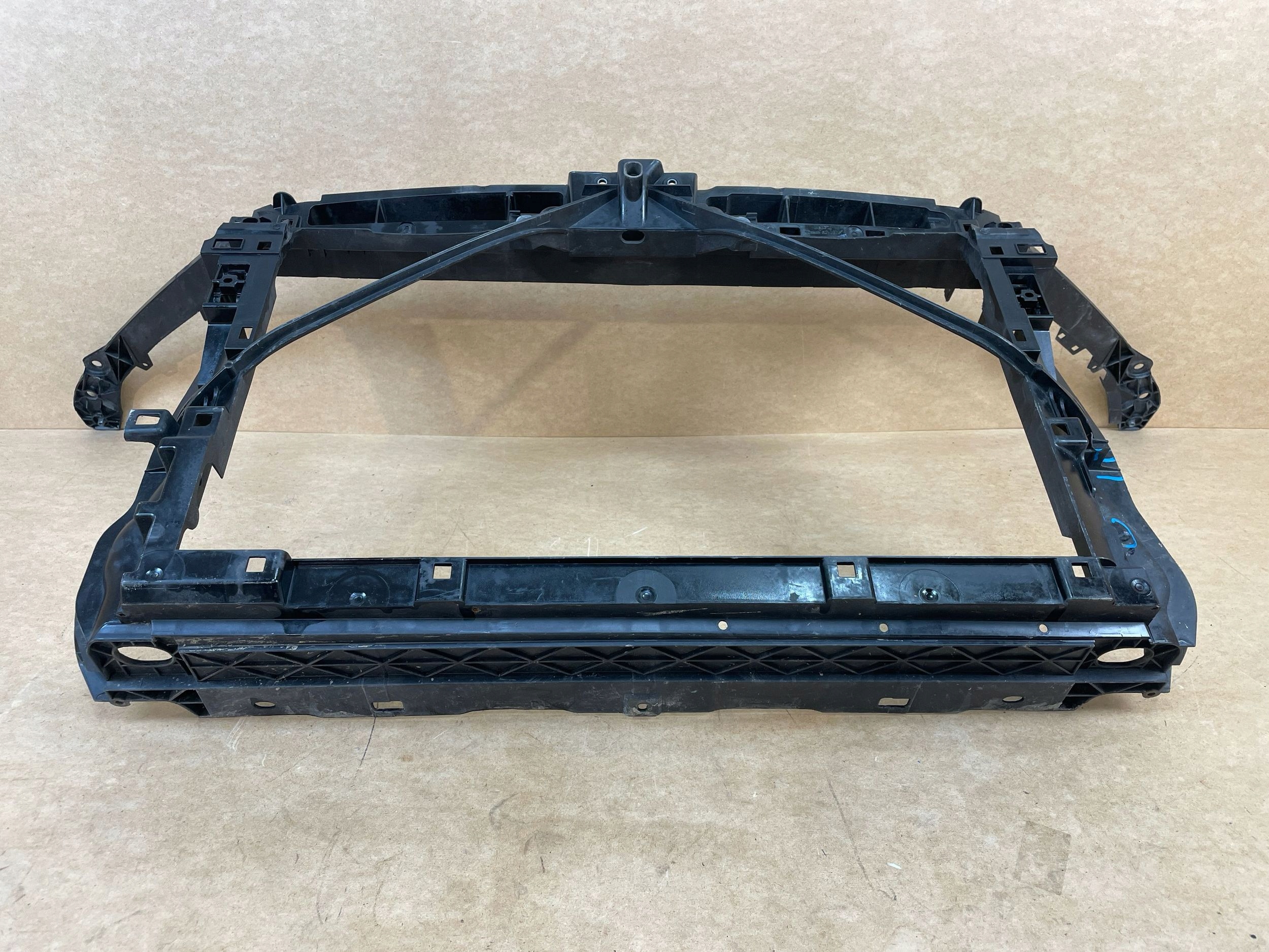 Renfort de radiateur Skoda Octavia III 5E080558D image 6
