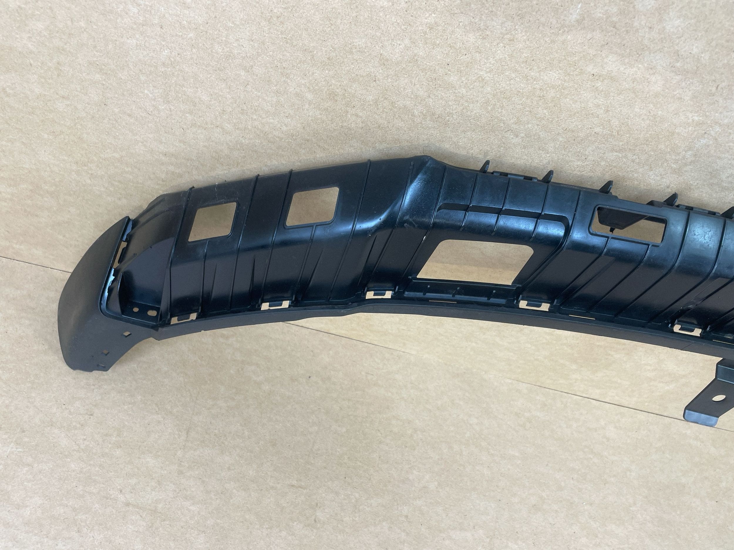 Spoiler Bumper Trim Hyundai Tucson IV 86512N7GA0