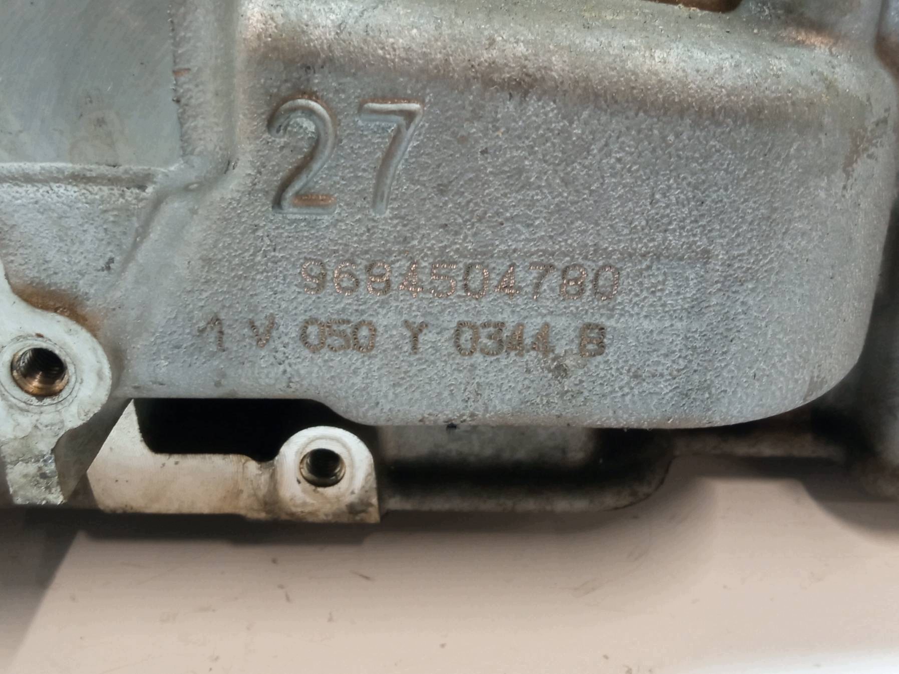 Culasse complète 1.6 E-HDI Peugeot 2008 I (2013-19) image 3