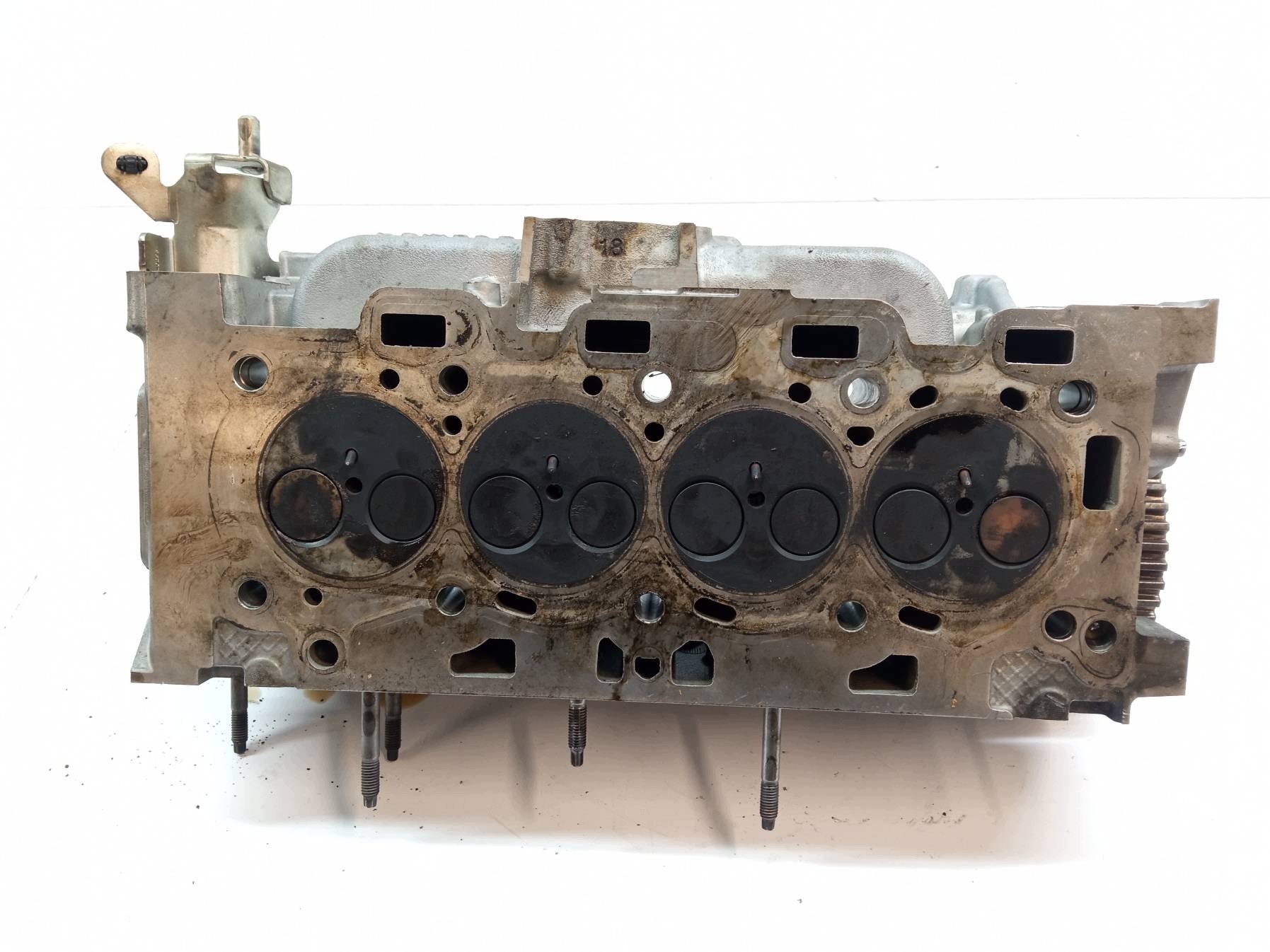 Culasse complète 1.6 E-HDI Peugeot 2008 I (2013-19) image 7