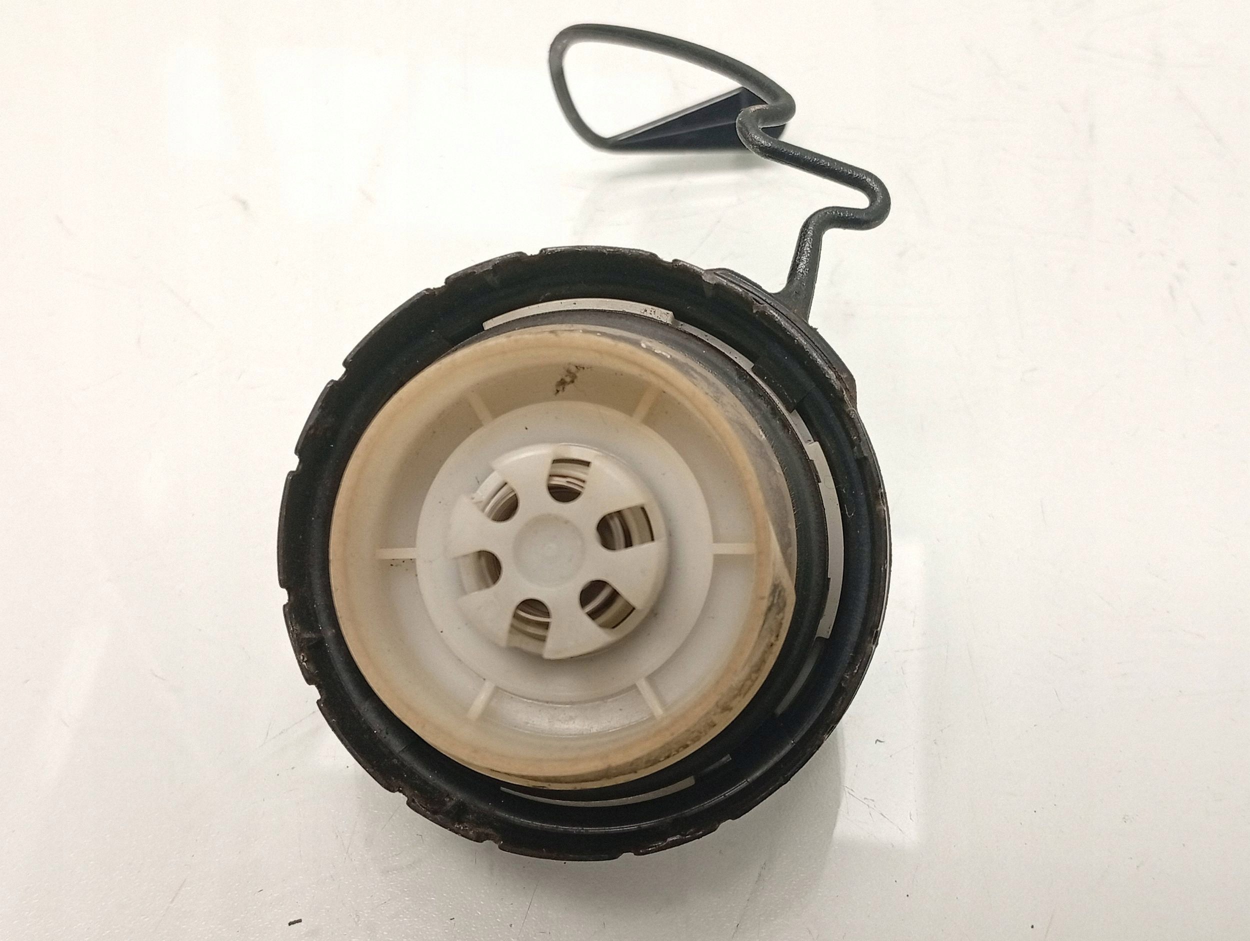 Toyota Prius XW20 Tankdeckel OEM FRC119224 image 3