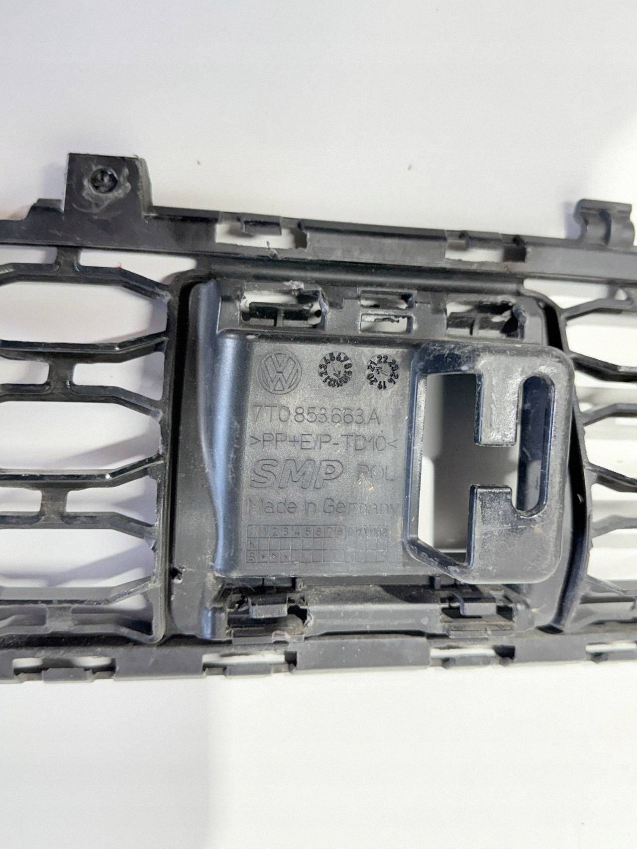Rejilla parachoques delantero VW T7 7T0853663ABK image 6