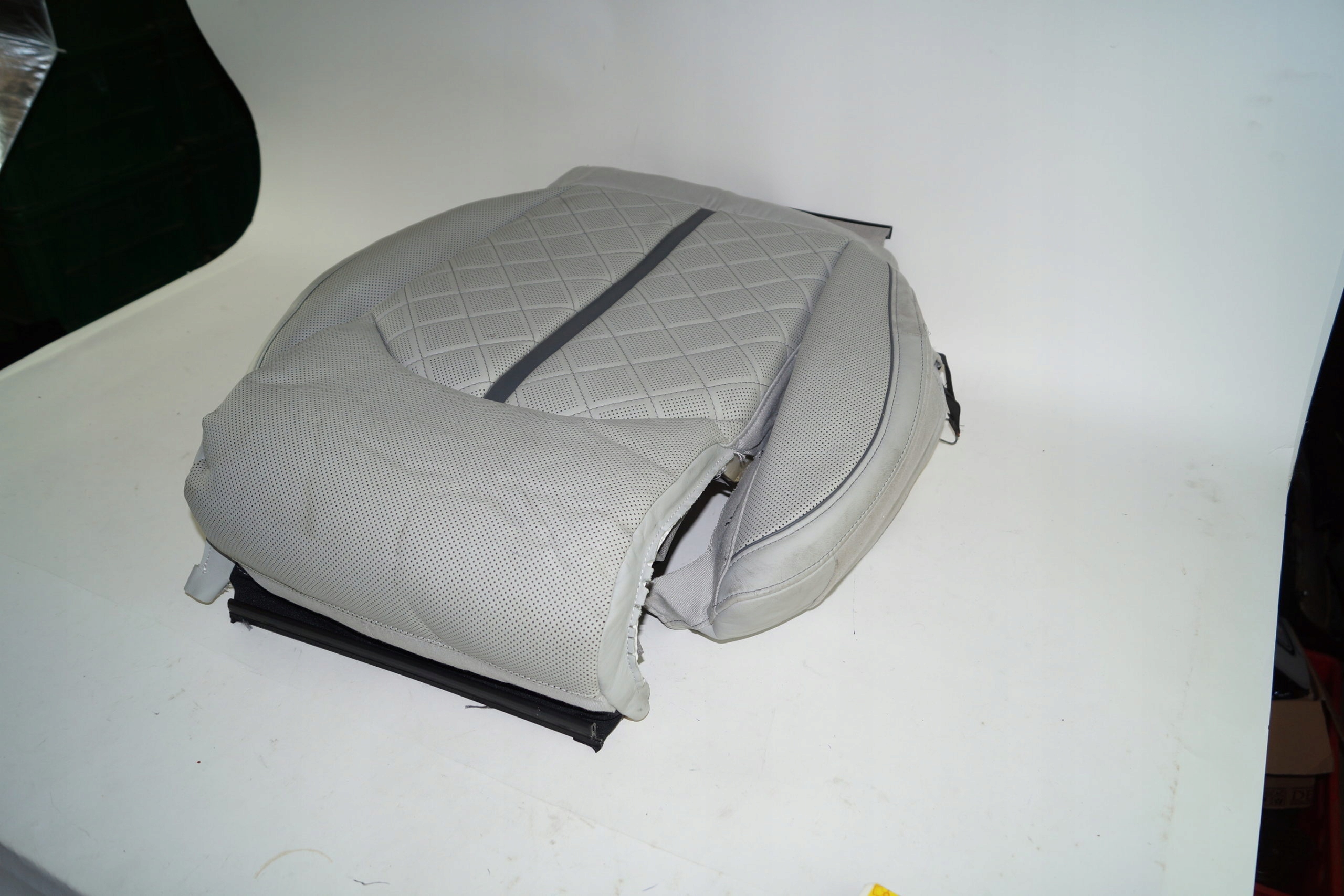 AUDI A8 4H Siège ventilé cuir LP image 5
