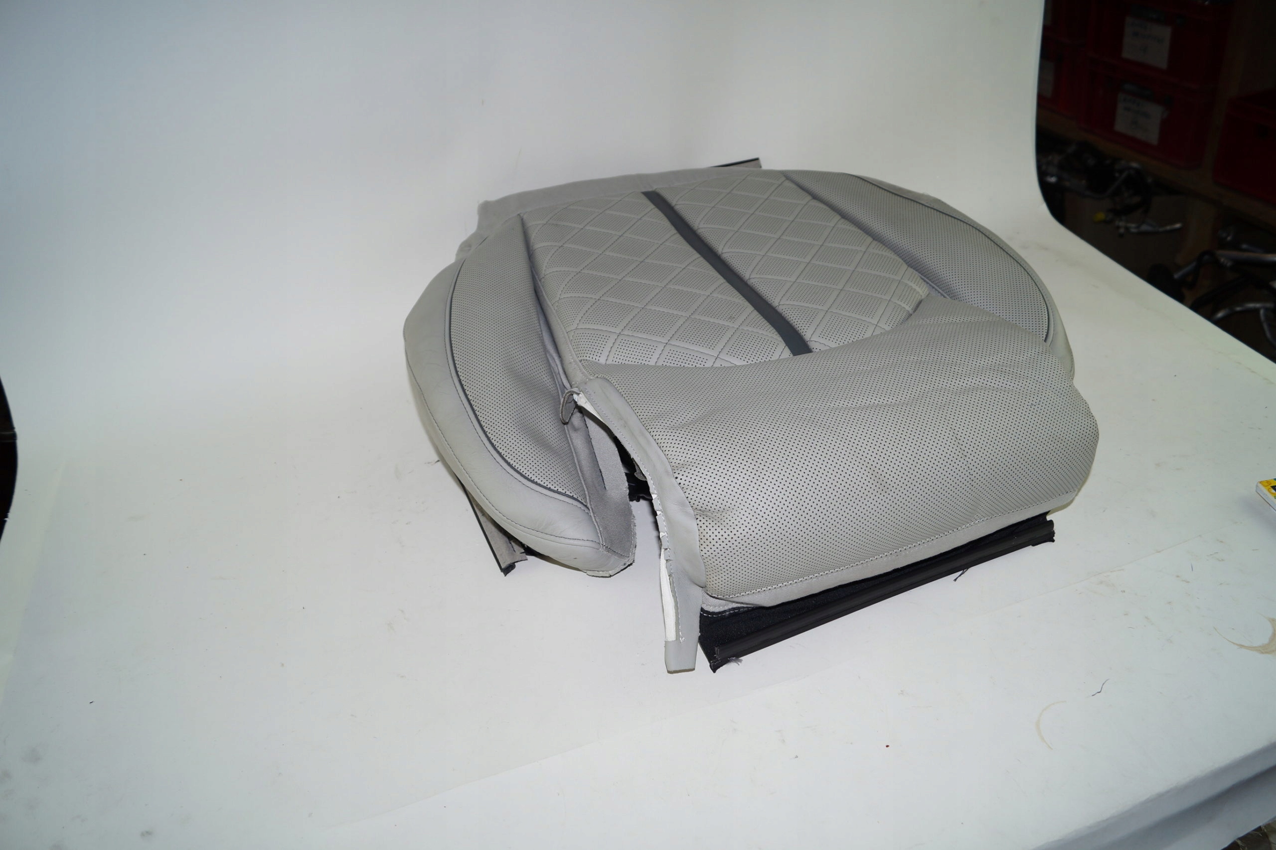 AUDI A8 4H Siège ventilé cuir LP image 6
