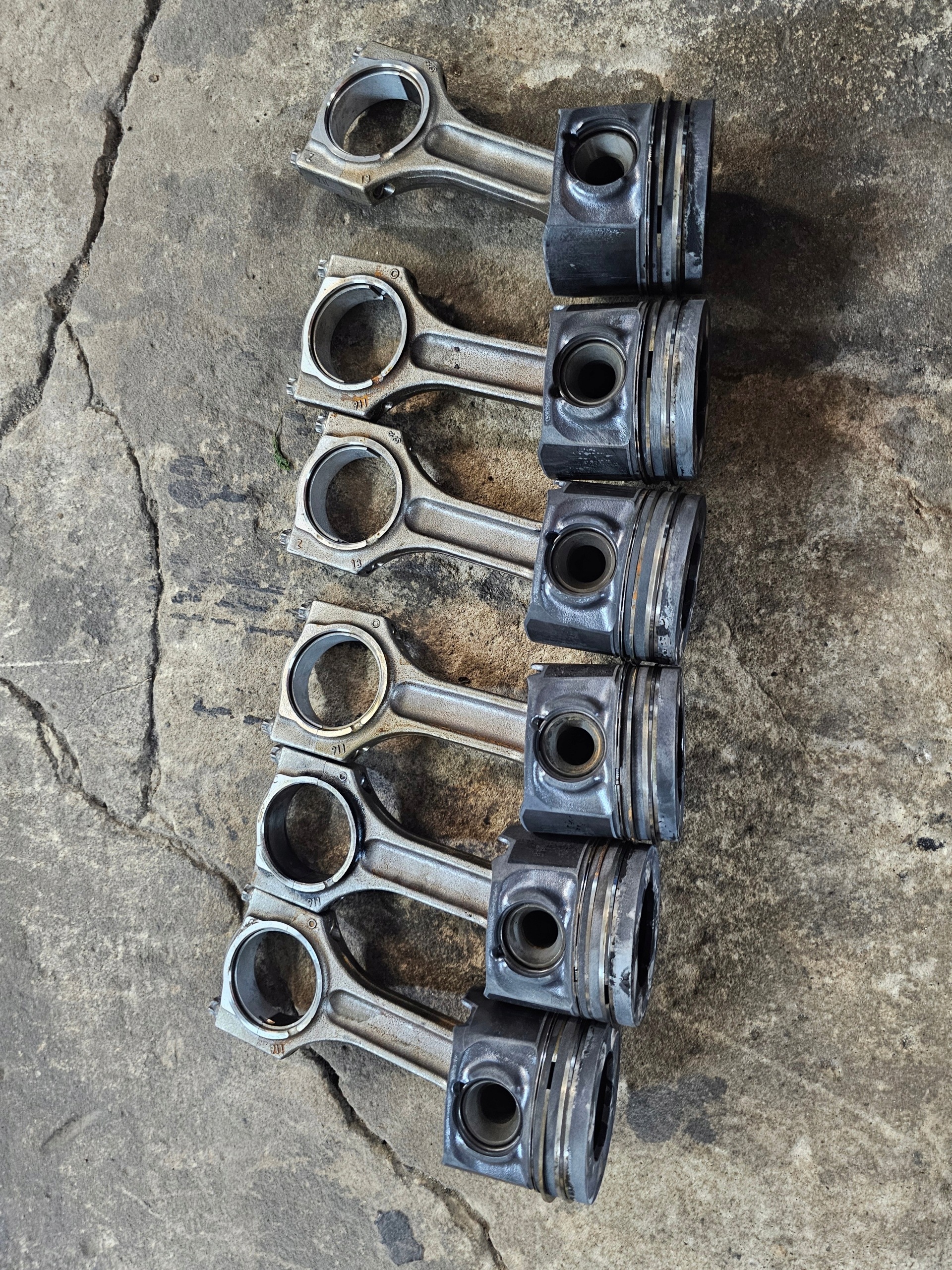 Piston BMW 7 F01 F02 3.0D N57D30 image 4