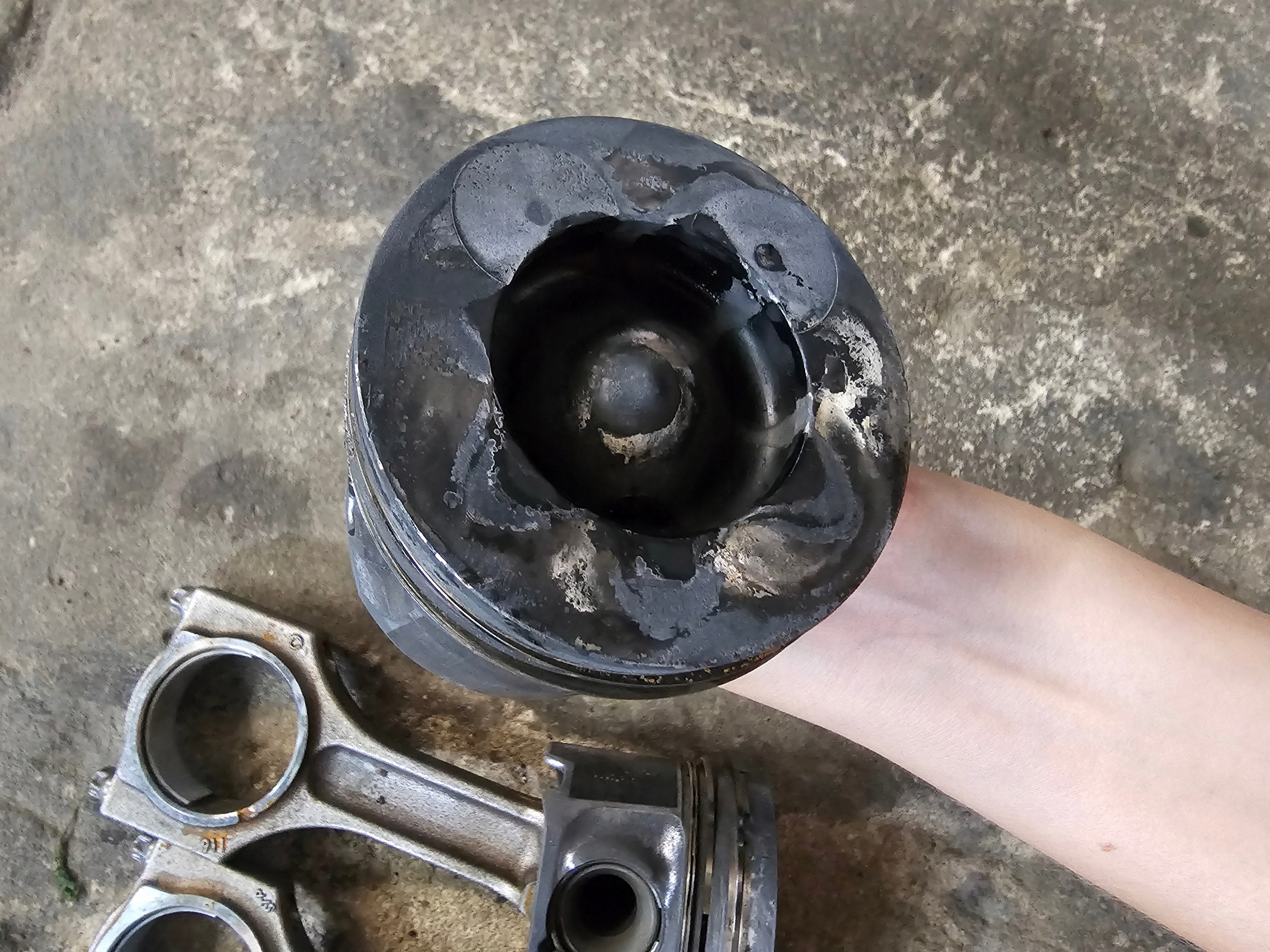 Piston BMW 7 F01 F02 3.0D N57D30 image 6