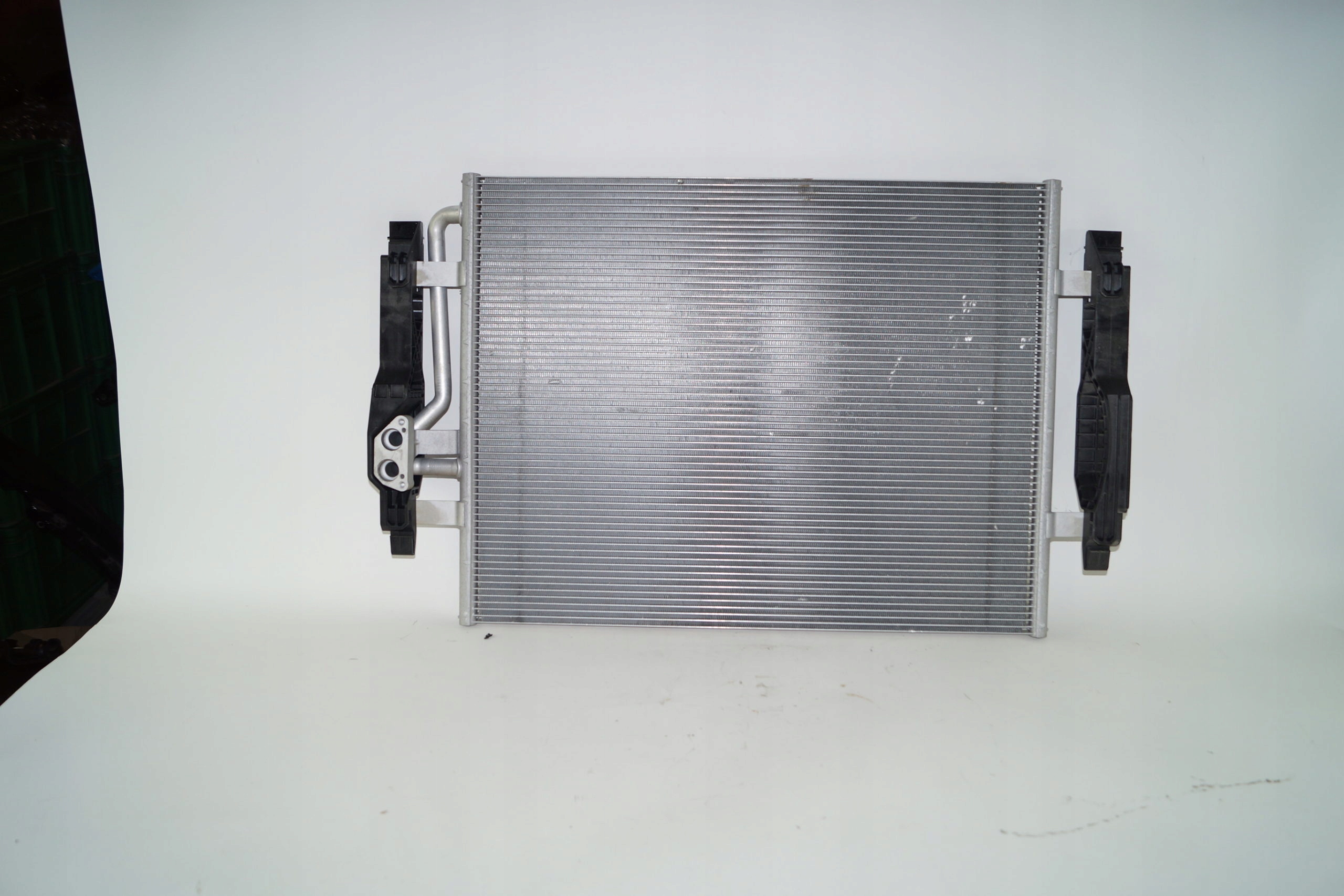 Radiatore Clima VW Golf VII 5QE816411A Usato image 3