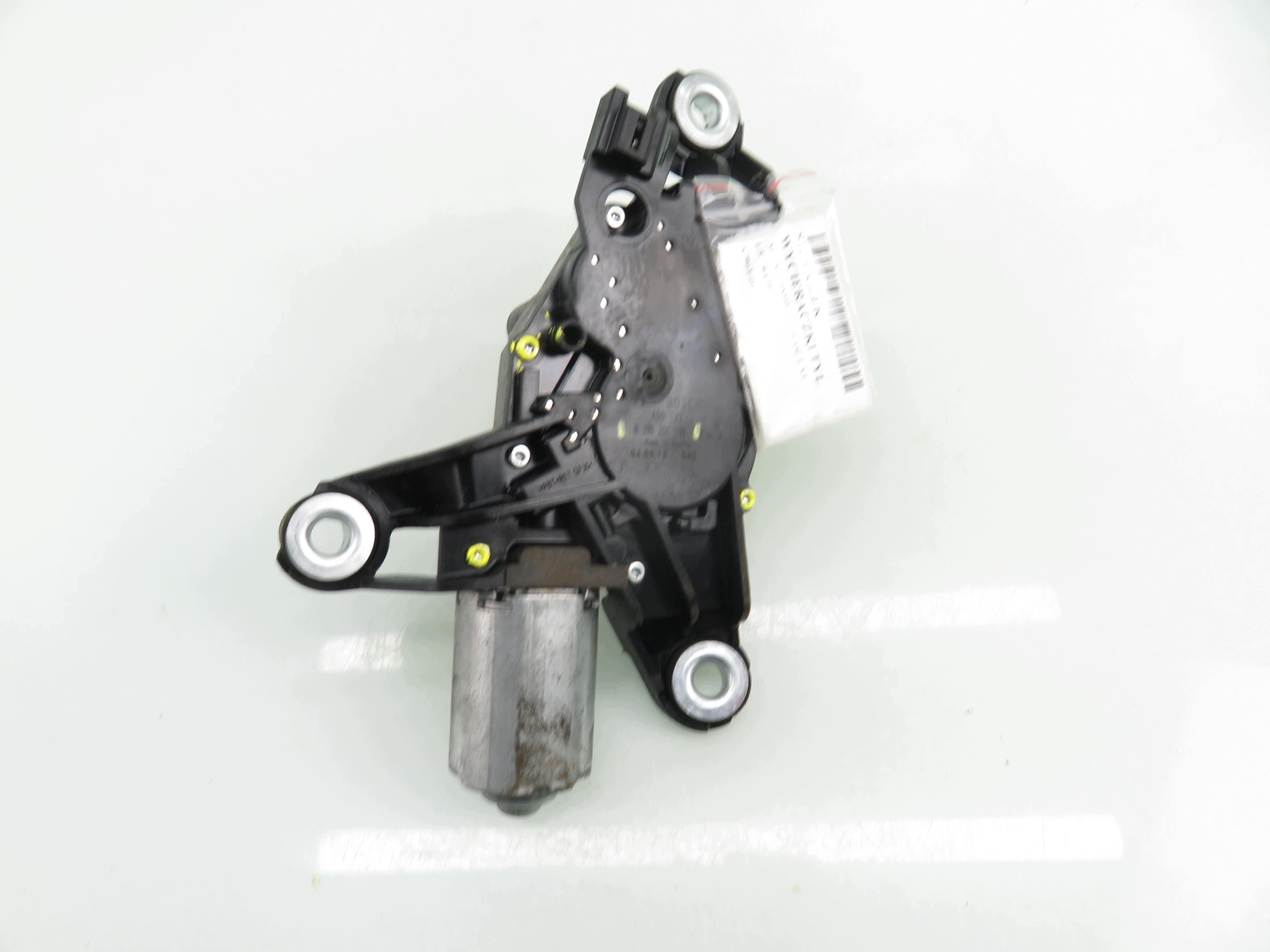 Achterruitwissermotor Mitsubishi Colt VI 0390201599 image 2