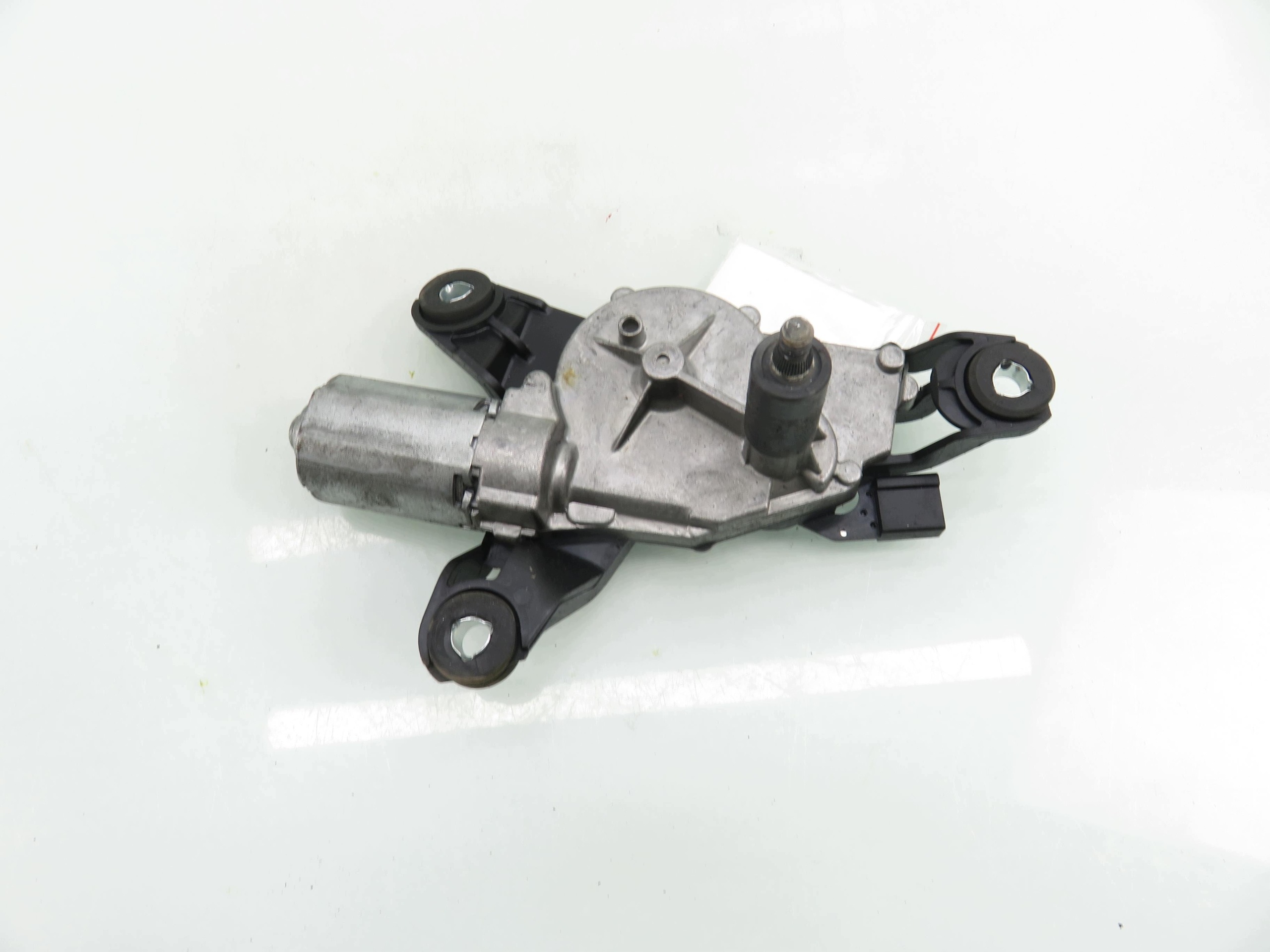 Bakre torkarmotor Mitsubishi Colt VI 0390201599