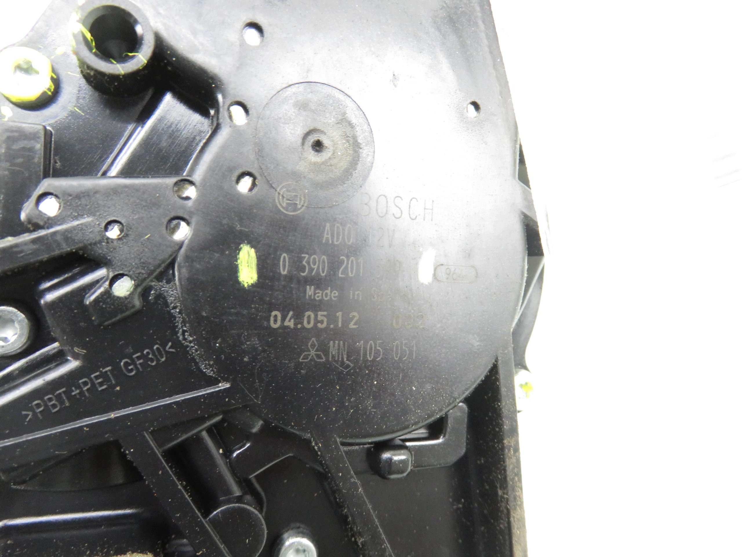 Achterruitwissermotor Mitsubishi Colt VI 0390201599 image 9