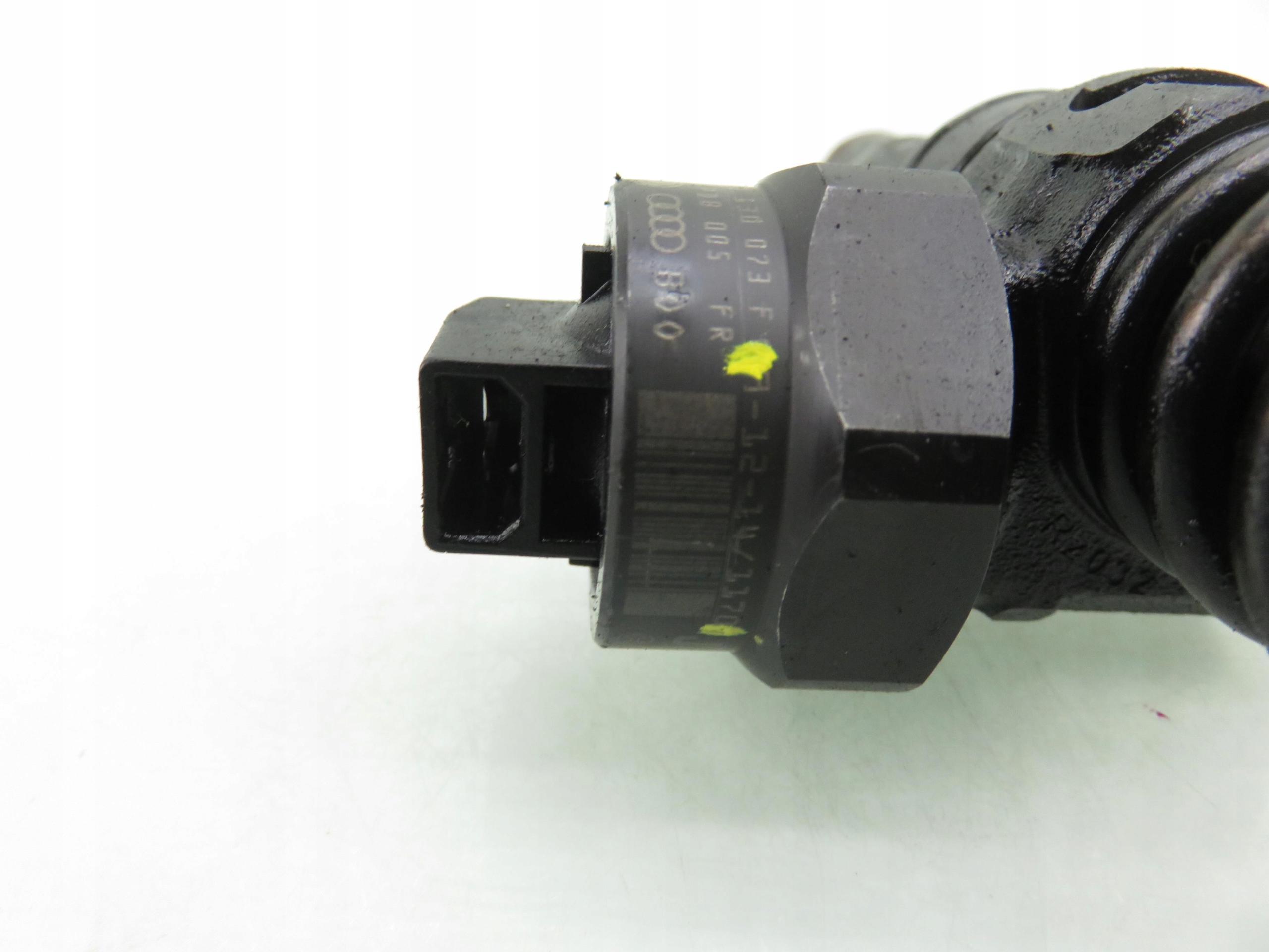 Ruiskutuspumppu VW 1.9 TDI 038130073F image 7