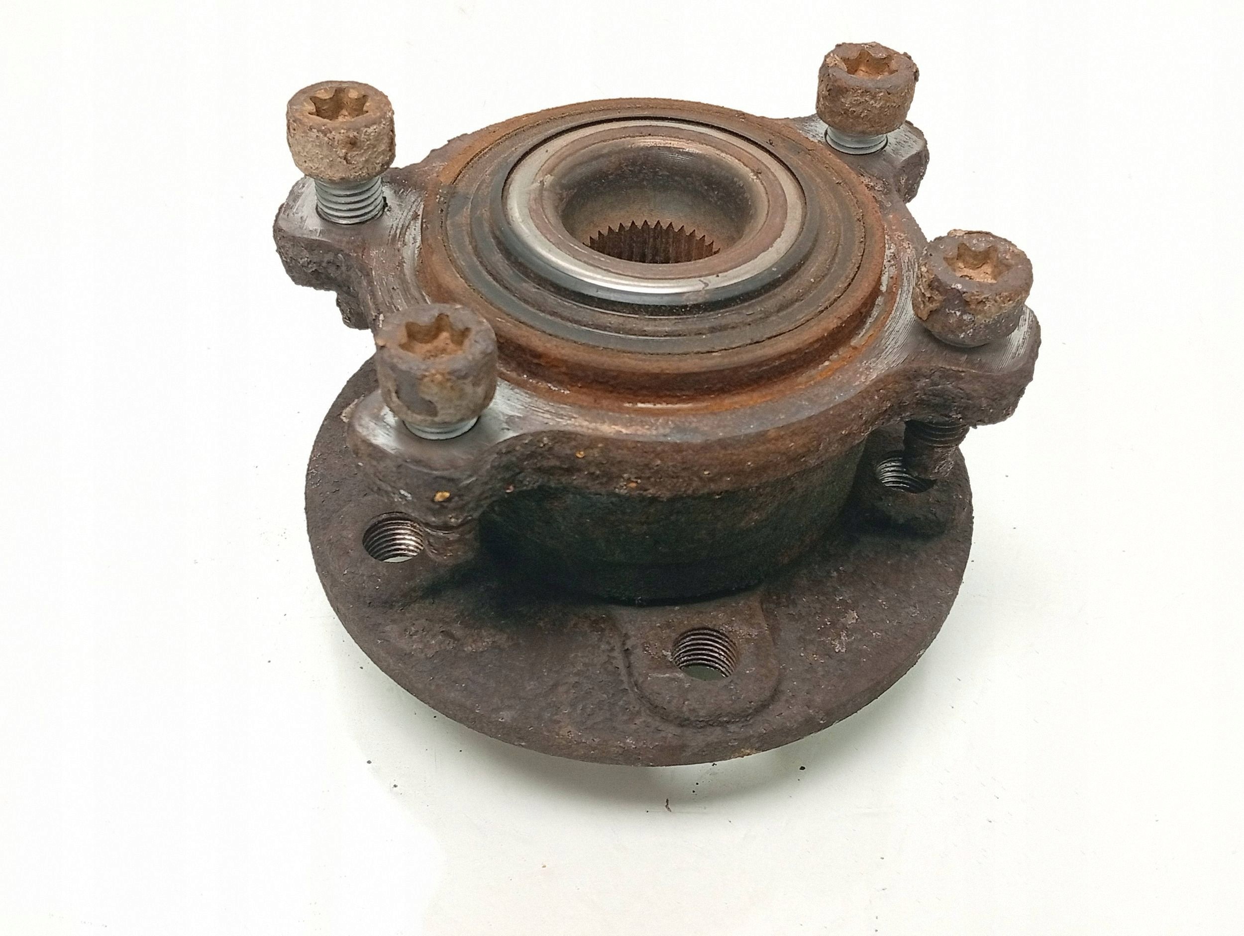 Cubo Rueda Trasera Volvo XC70 2011 FRC120673 image 3