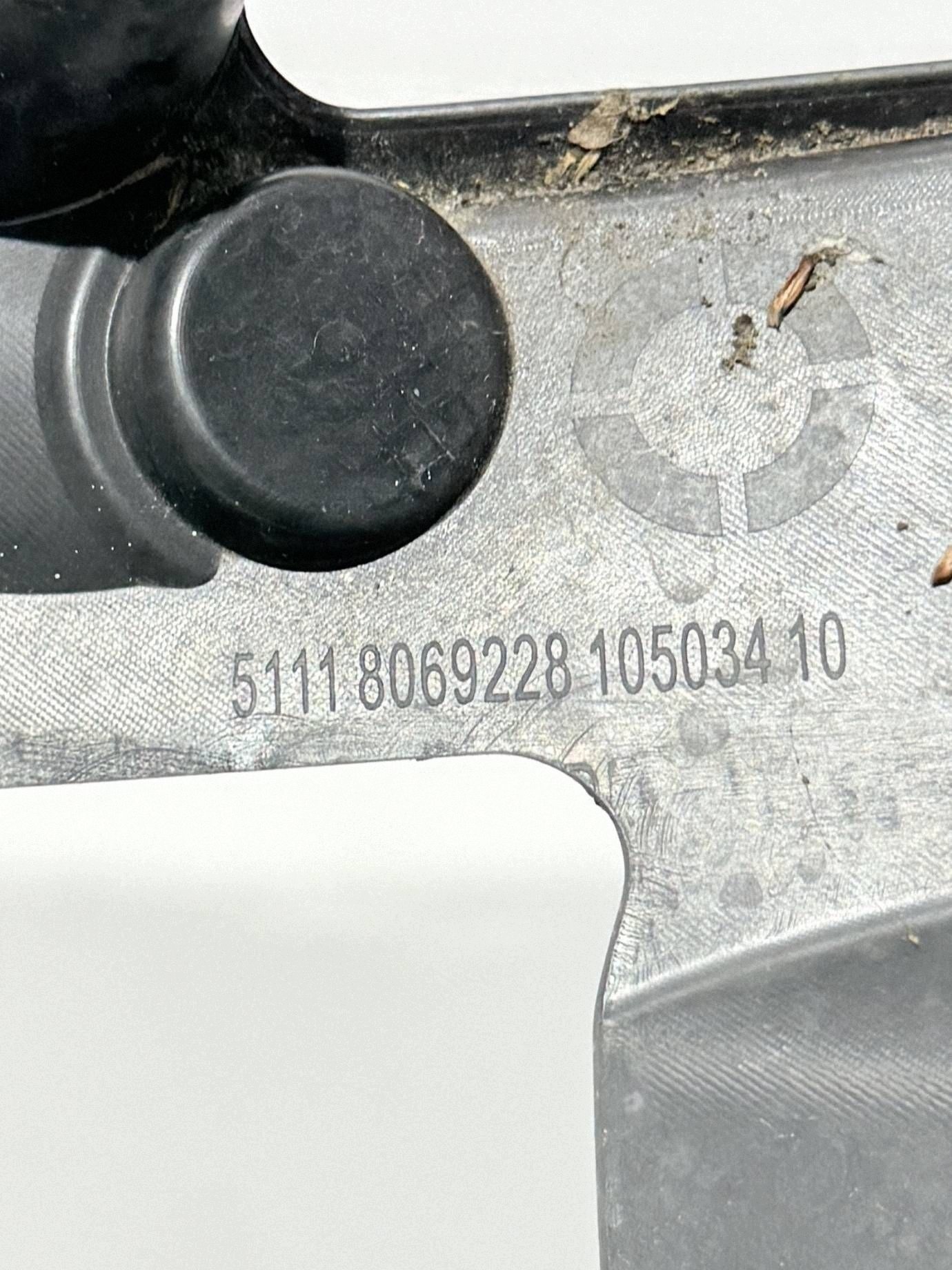 Para-choque Dianteiro Direito BMW X5 G05 51118069228BK image 7