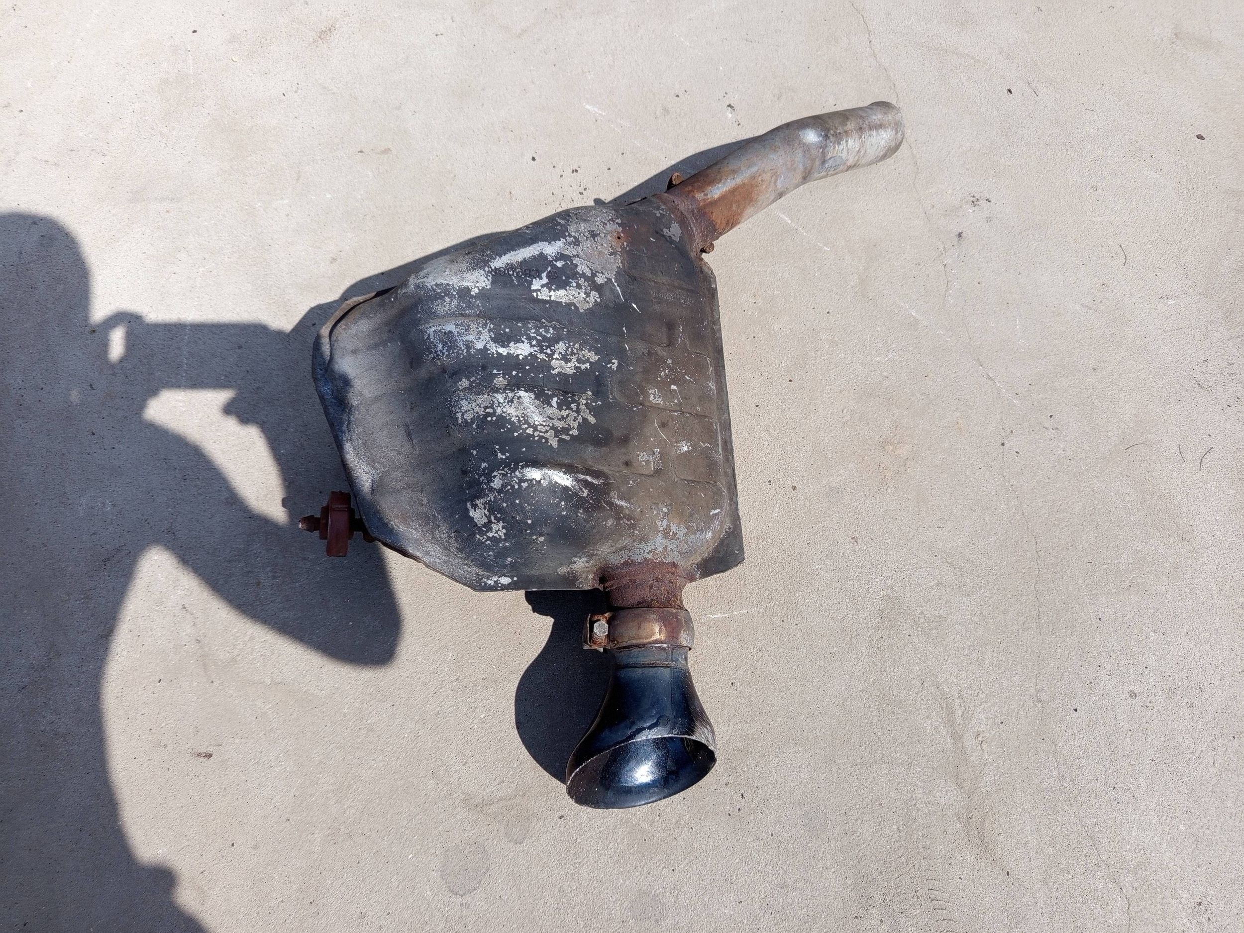 Jeep Grand Cherokee SRT 6.4 Exhaust Muffler C8906R