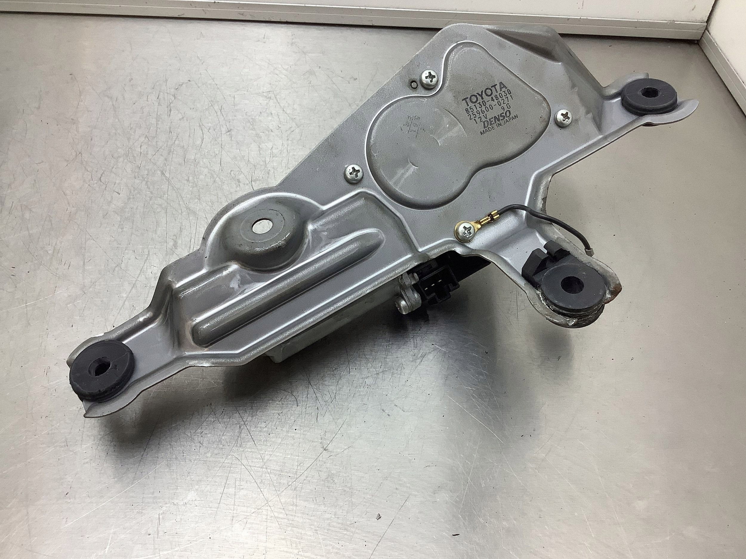 Lexus RX II Achterruitwissermotor 85130-48030 image 3