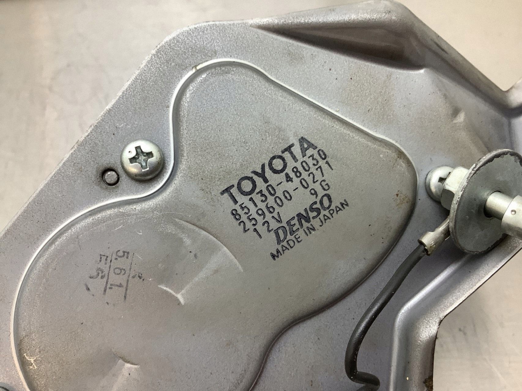 Lexus RX II Achterruitwissermotor 85130-48030 image 4